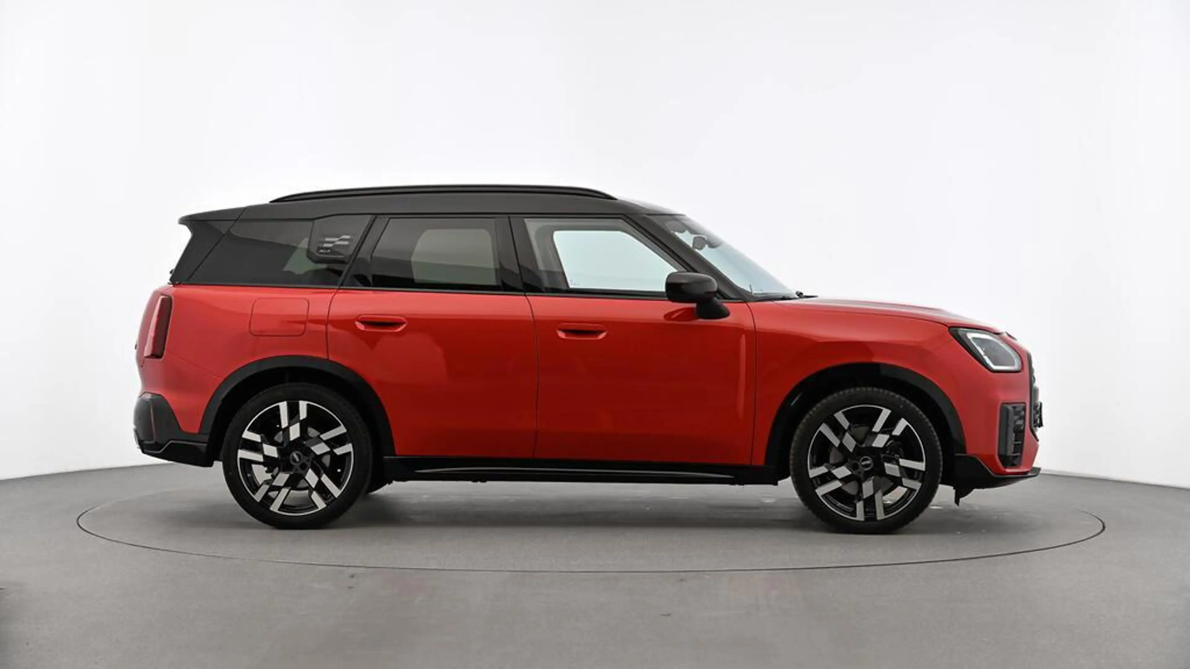 MINI Countryman S All4 John Cooper Works Trim — photo 3