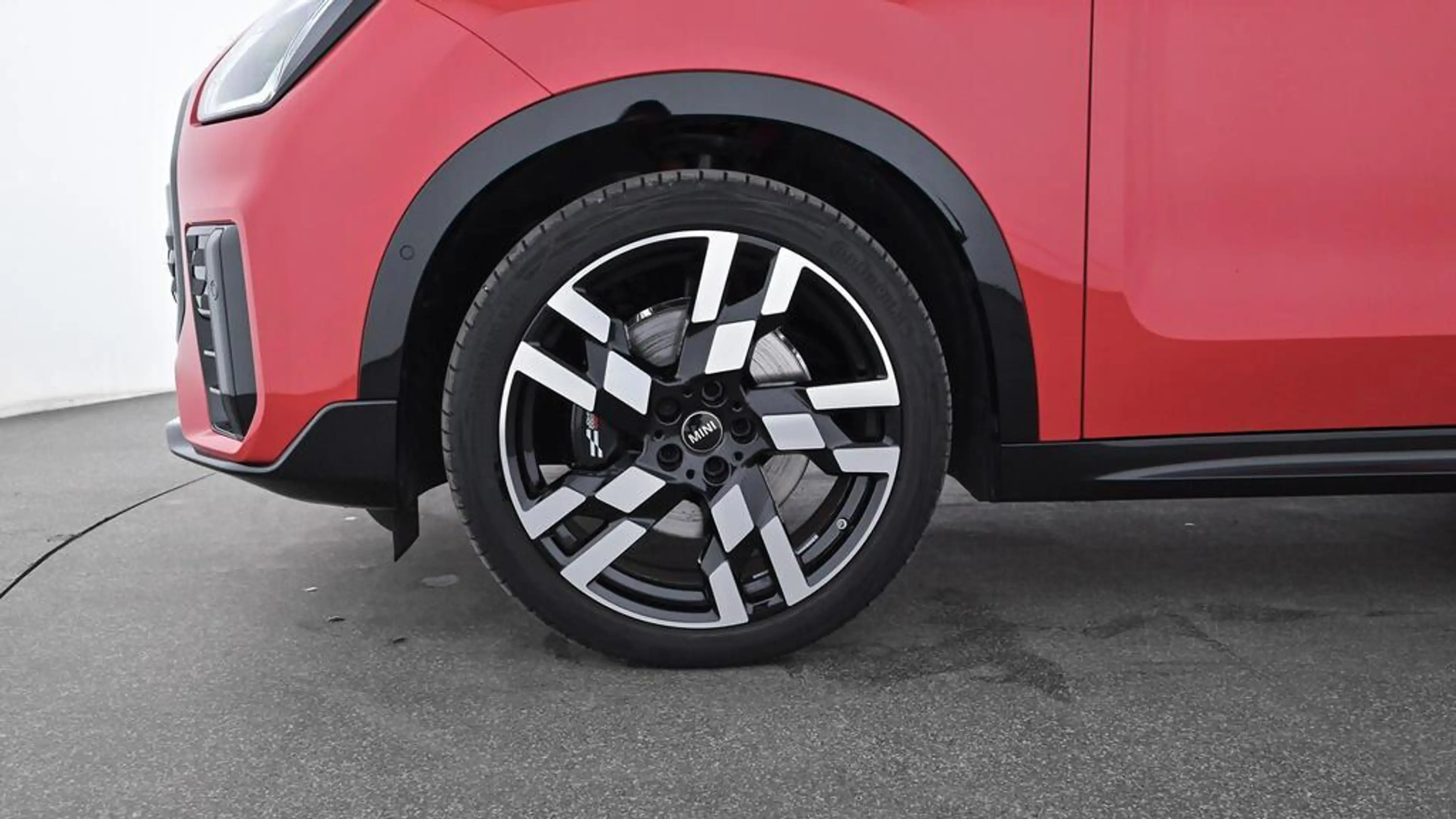 MINI Countryman S All4 John Cooper Works Trim — photo 12