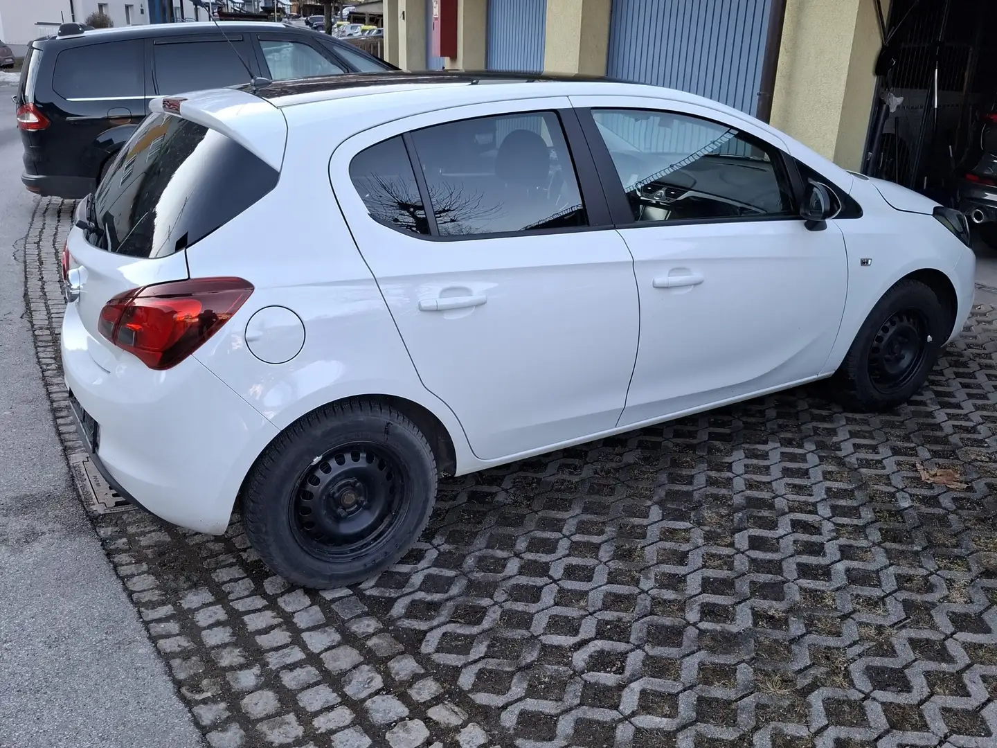 Opel Corsa-e Corsa 1,4 Ecotec Black&White Weiß - 2