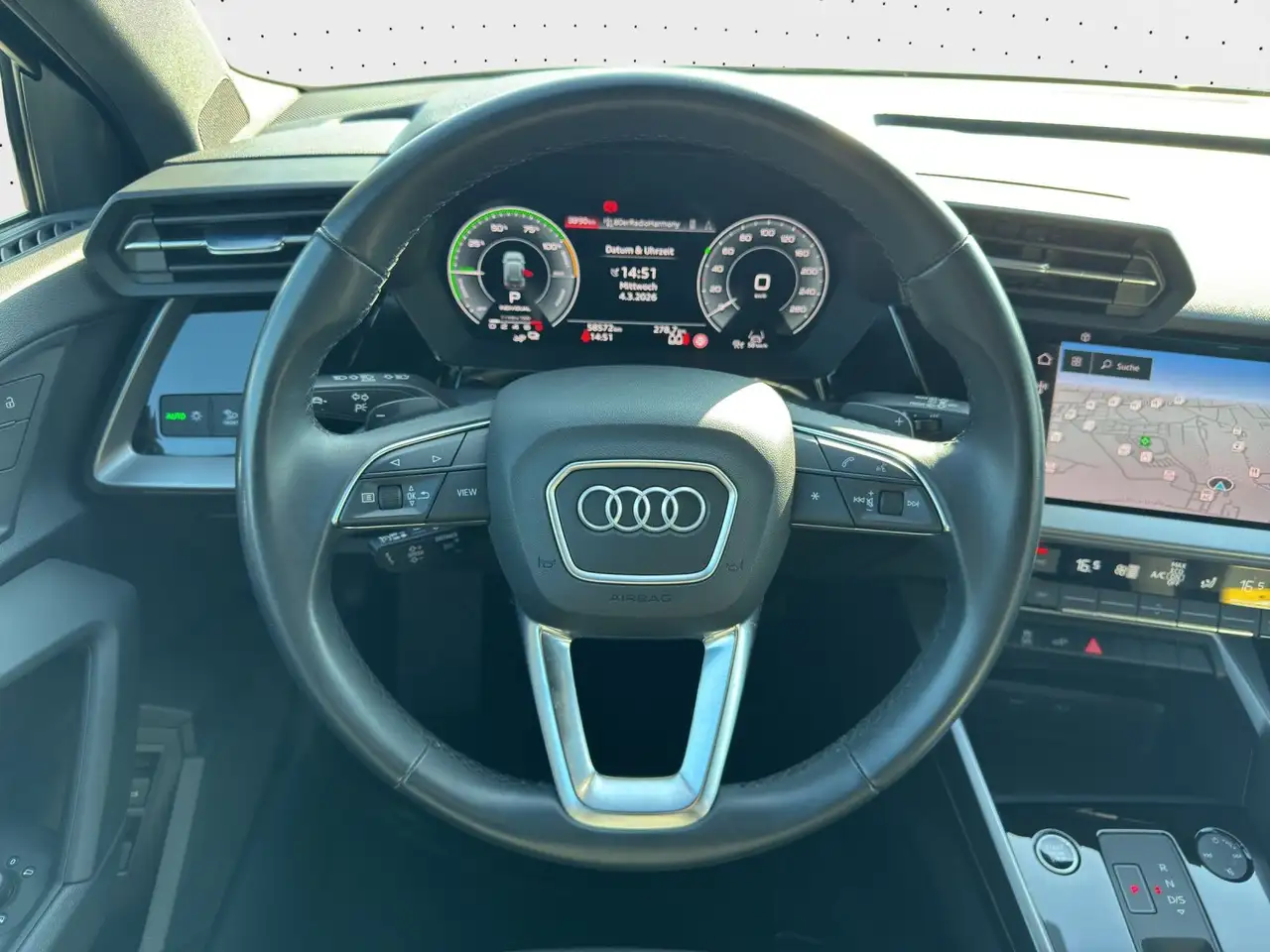 Audi A3 45 TFSI e S LINE *NAVI*LED*AHK*VC* 8