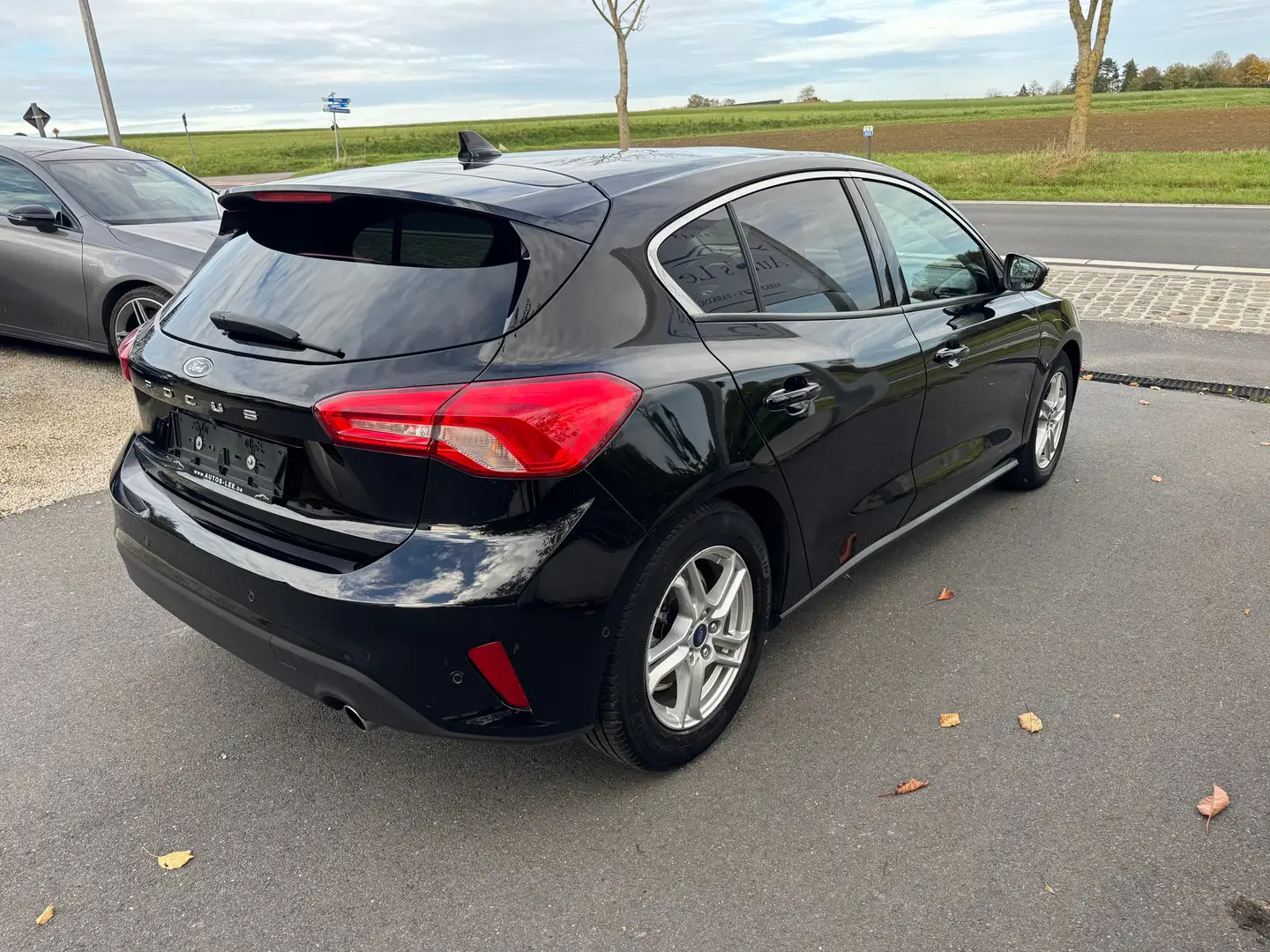 Ford Focus Focus 1.0/carplay/camera/lane&collision assist/… Zwart - 2