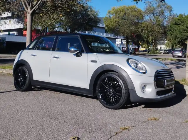 MINI Cooper D 1.5  Business 5p auto