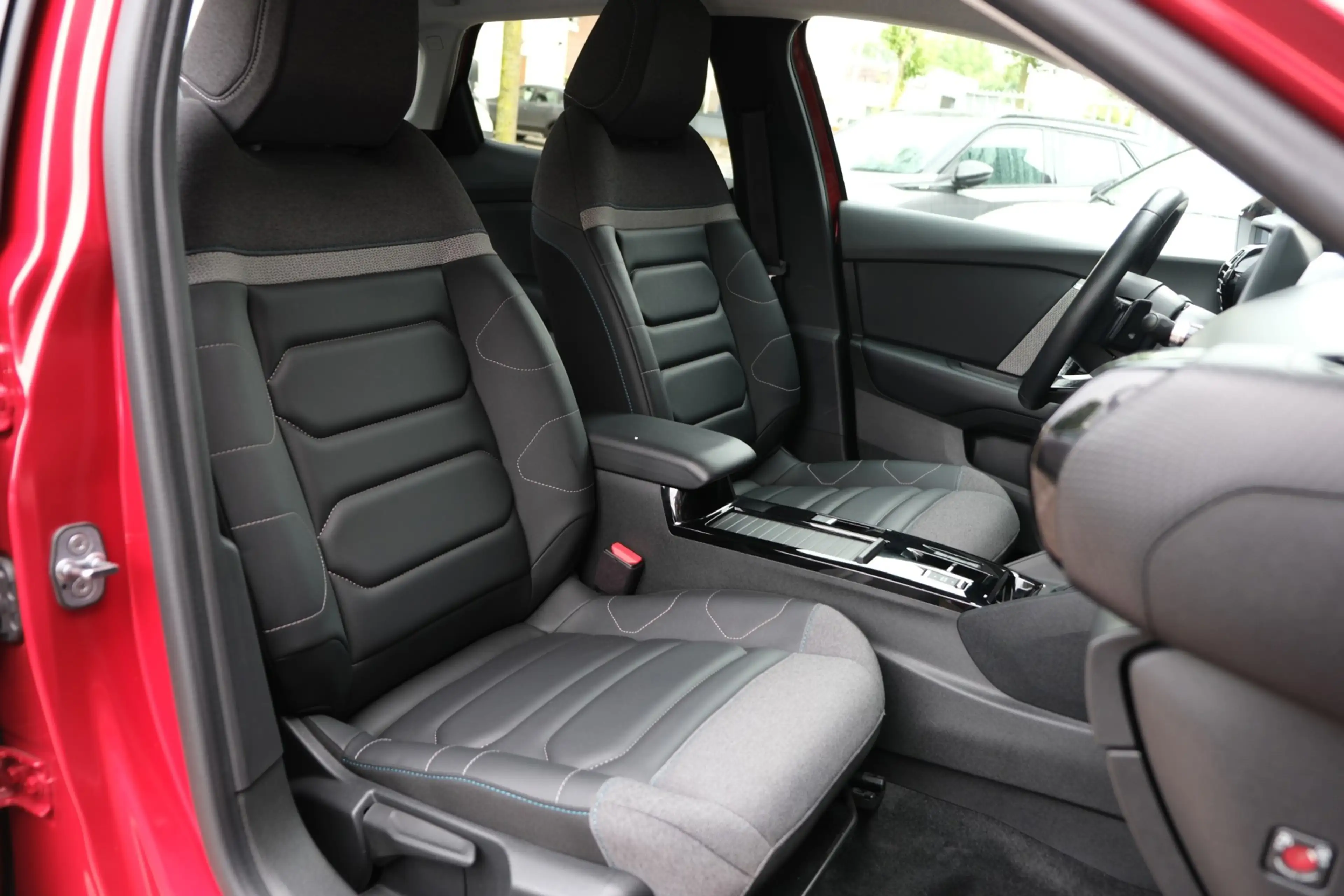 Citroen C4 X 1.2 Puretech Shine *35.136km* Navi/Camera/Adaptiev — photo 7