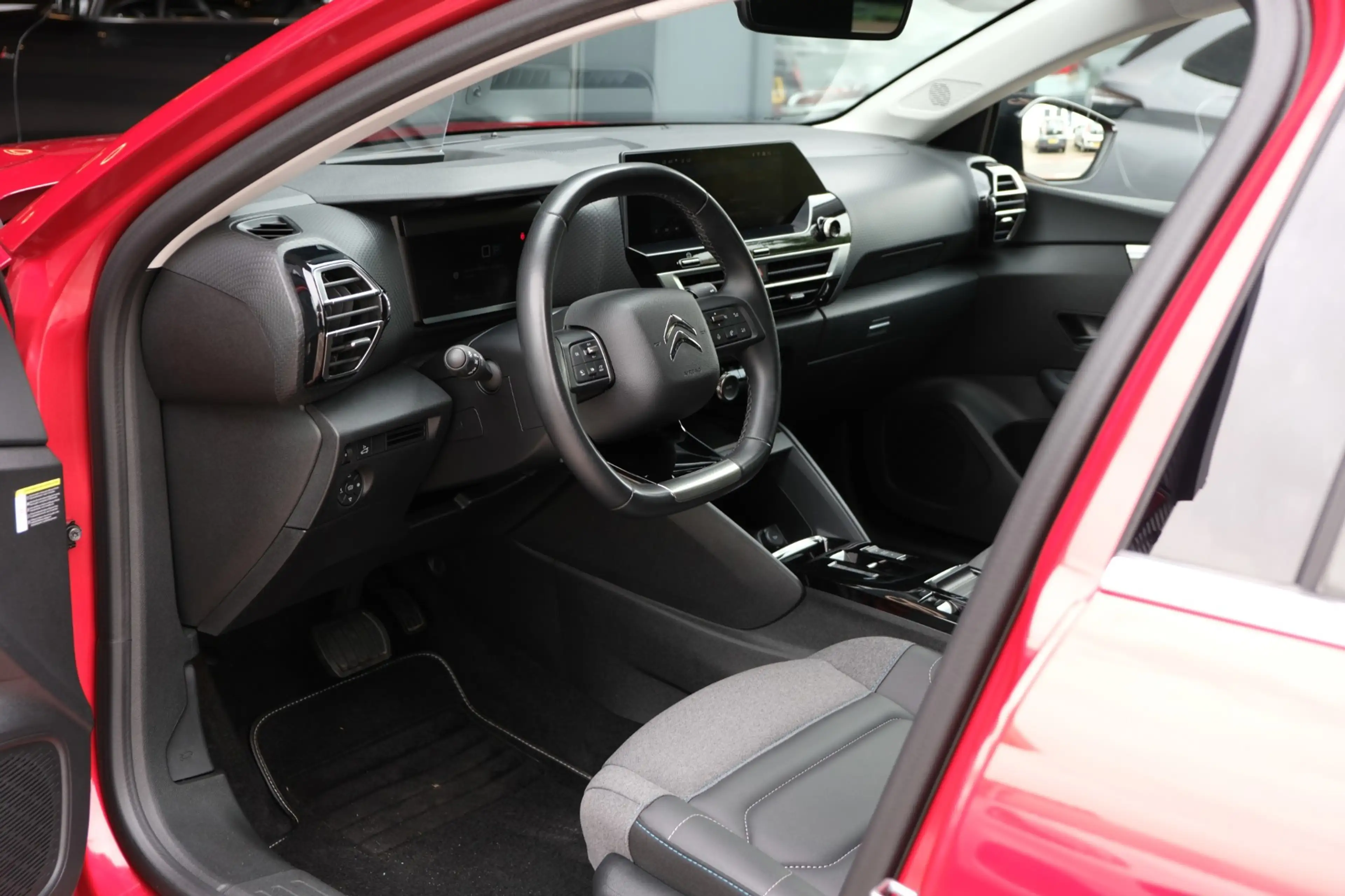 Citroen C4 X 1.2 Puretech Shine *35.136km* Navi/Camera/Adaptiev — photo 2