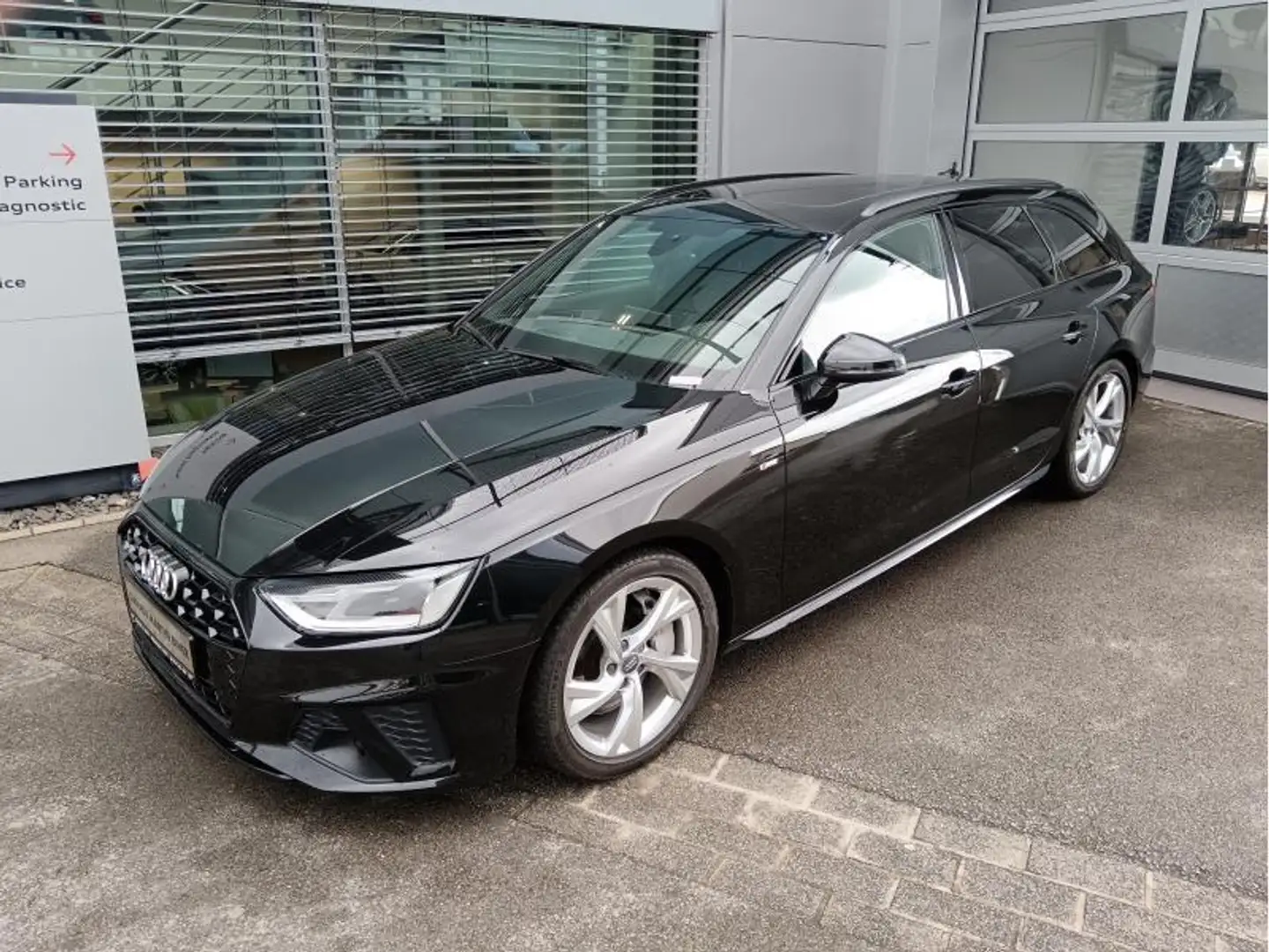 Audi A4 Avant S-line 45 TDI quattro ti Noir - 1