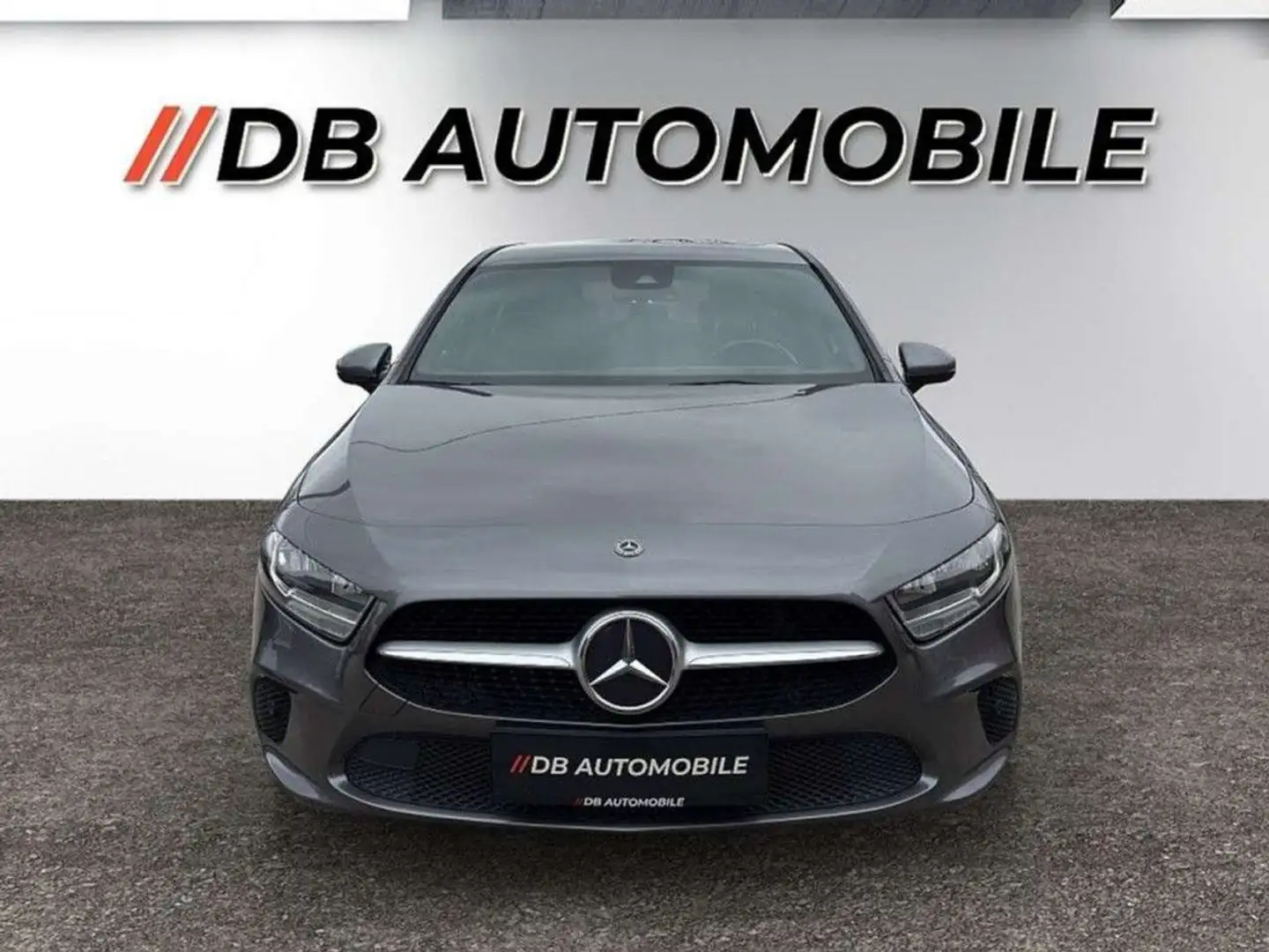 Mercedes-Benz A 180 d Aut. Rückfahrkamera Grau - 2