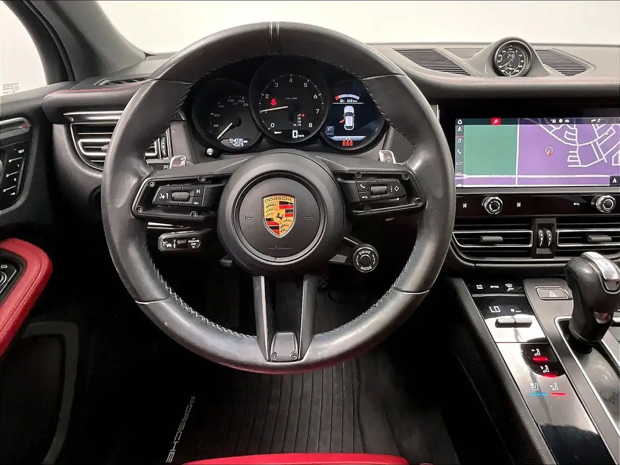 Porsche Macan снимка Porsche Macan