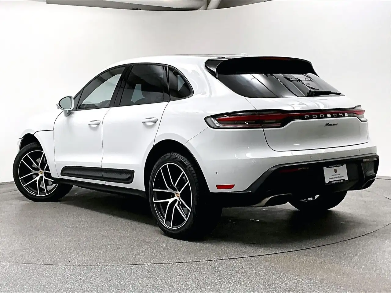 Porsche Macan снимка Porsche Macan