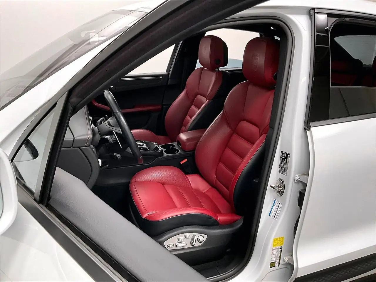 Porsche Macan снимка Porsche Macan