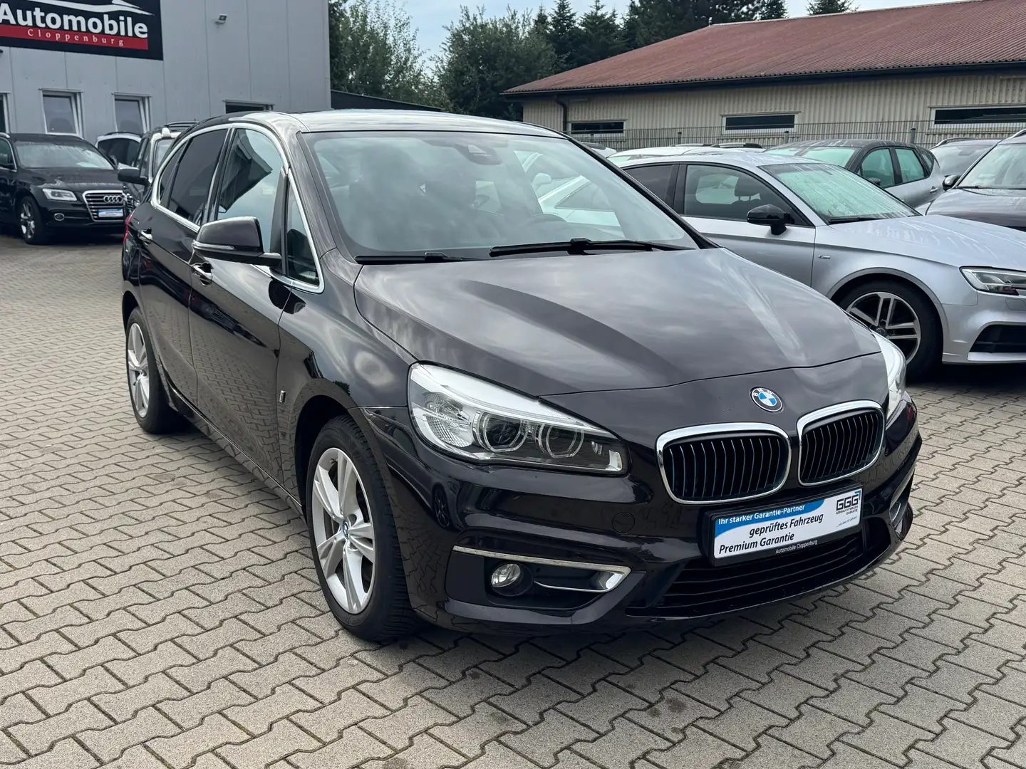 BMW 225 xe Automatik Hybrid Luxury Line Braun - 2