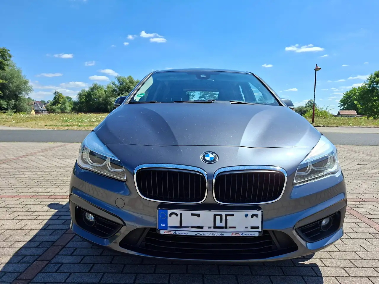 BMW 218