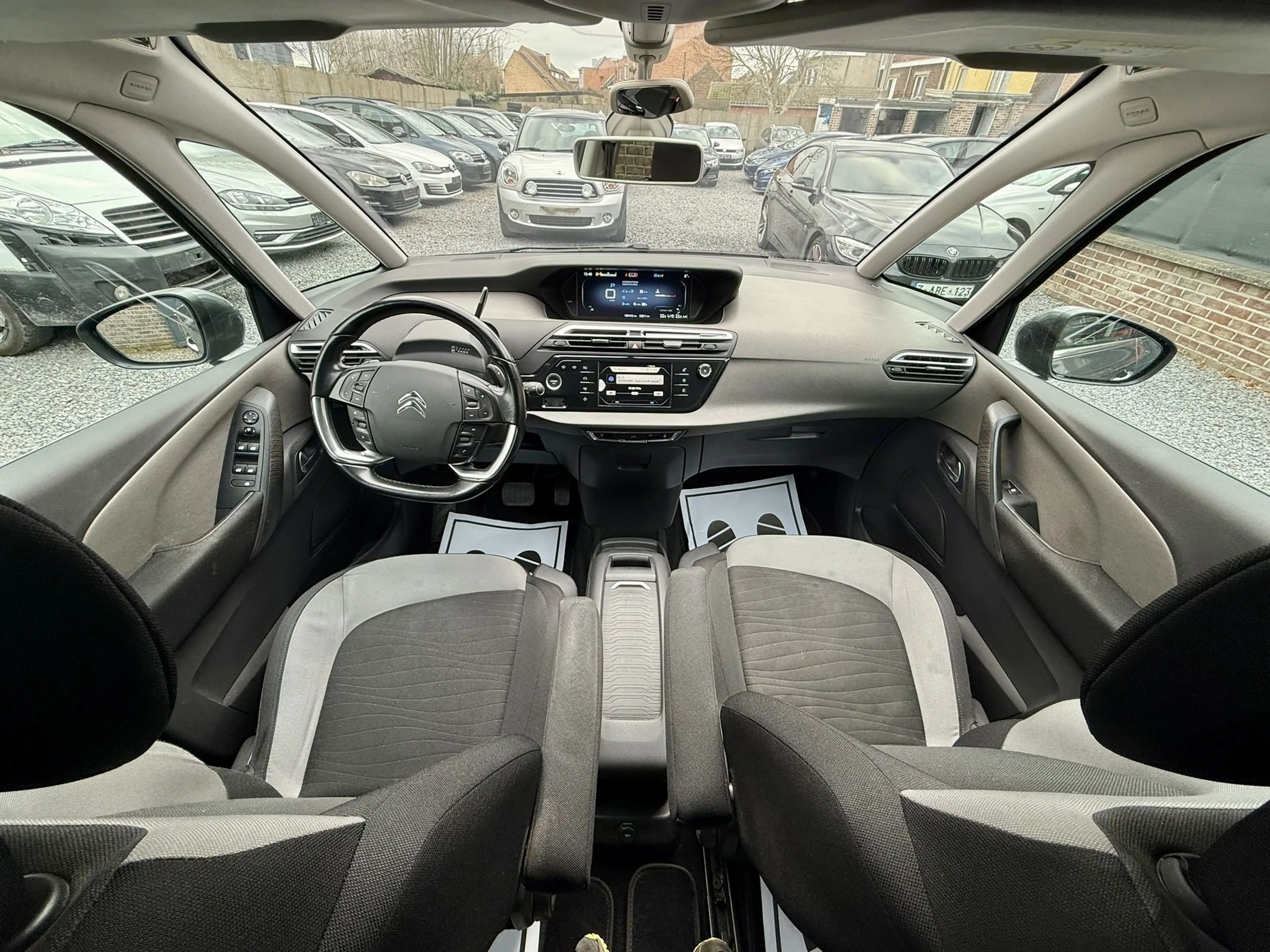 Citroen C4 Picasso 1.6 THP Shine S ***1An-Garantie*** — photo 9