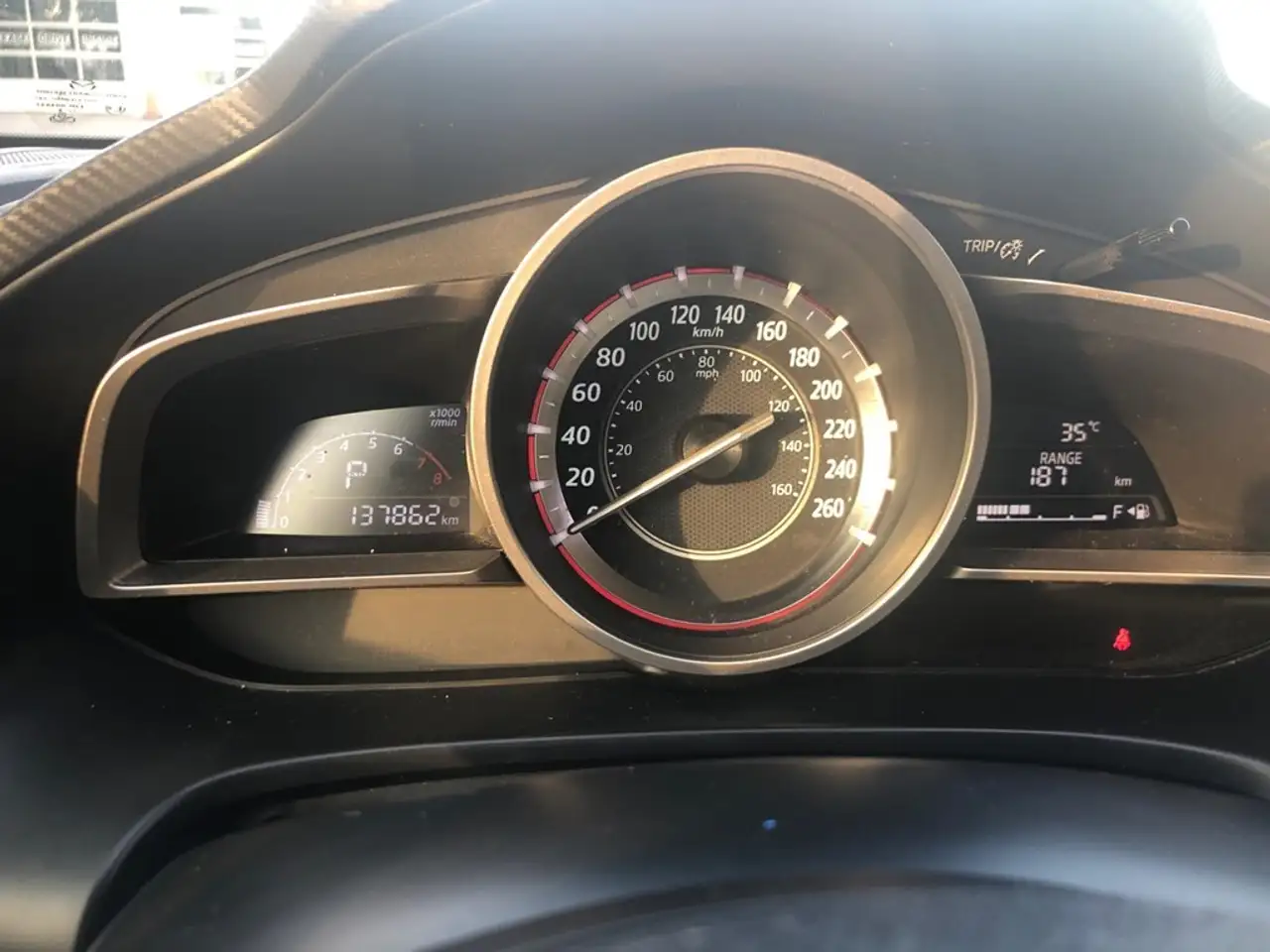 Mazda 3 снимка Mazda 3