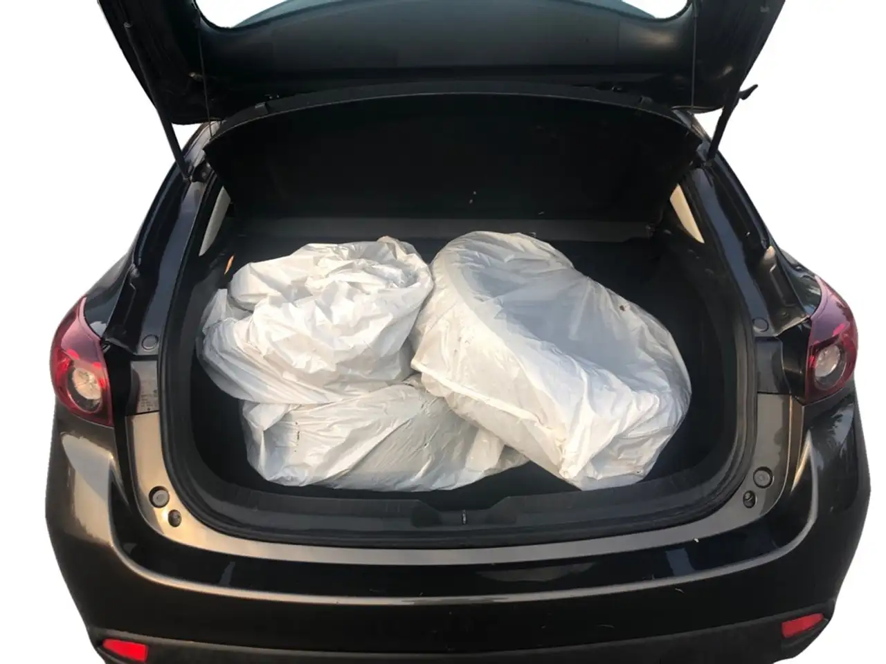 Mazda 3 снимка Mazda 3
