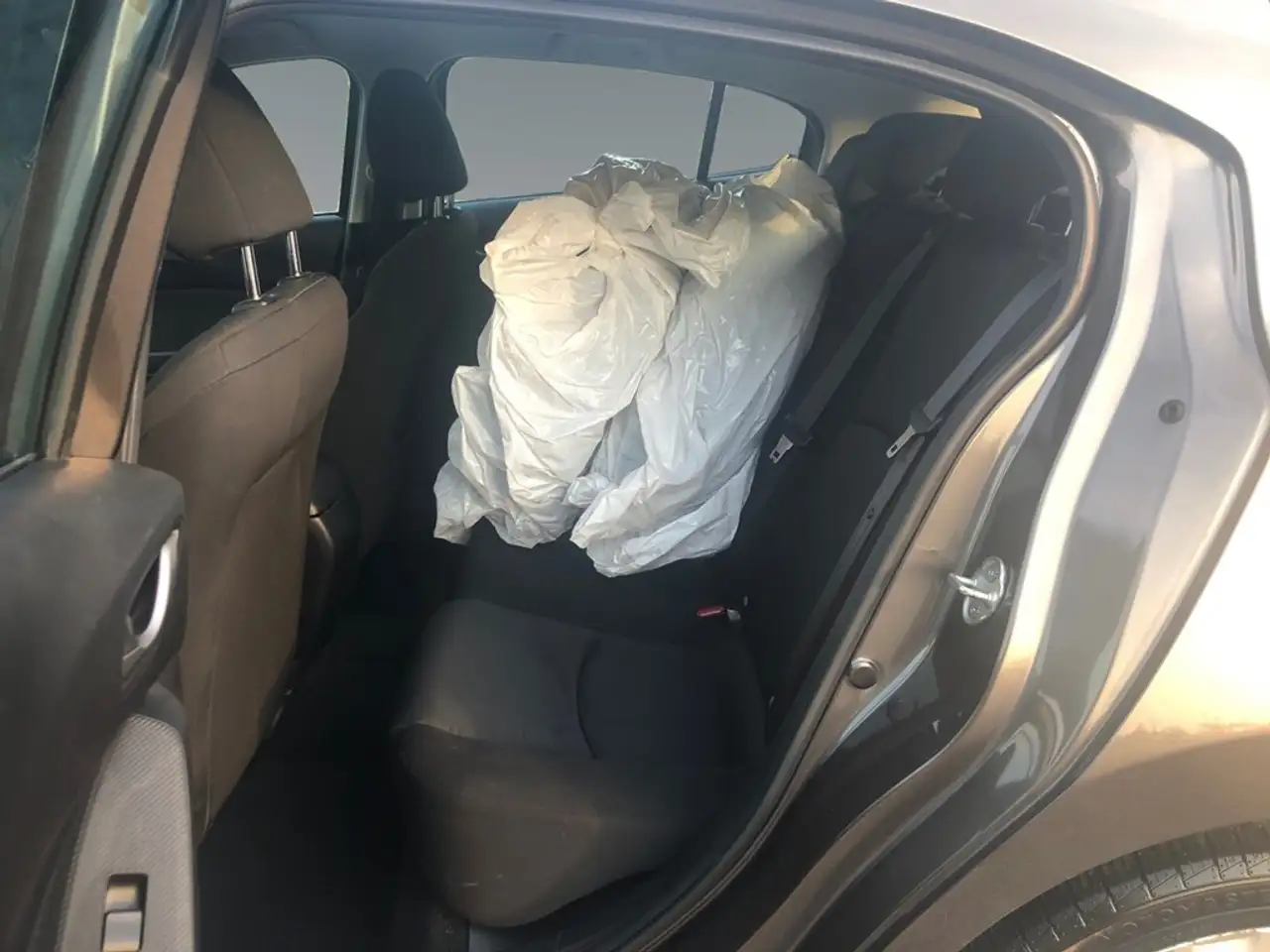 Mazda 3 снимка Mazda 3
