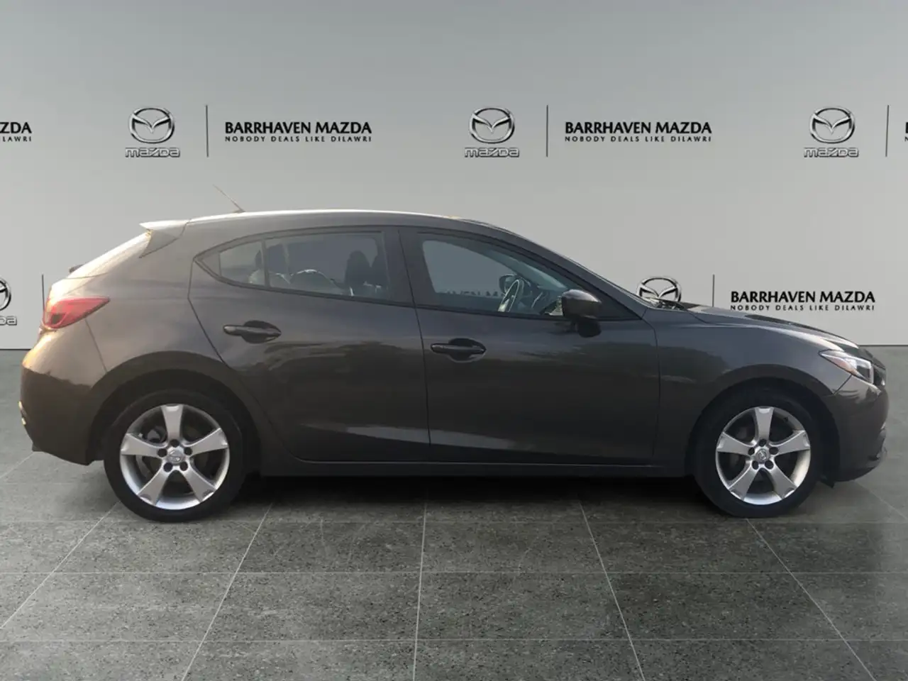 Mazda 3 снимка Mazda 3