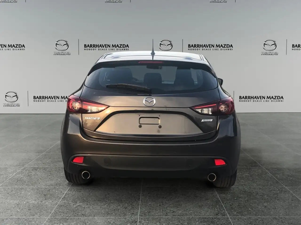 Mazda 3 снимка Mazda 3