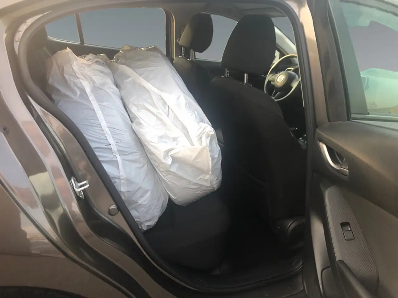 Mazda 3 снимка Mazda 3