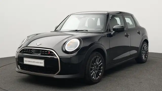 MINI Cooper S Favoured Trim