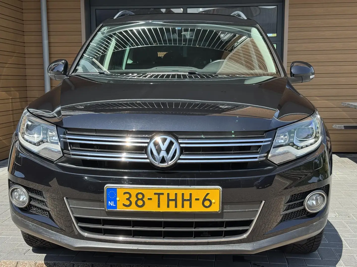 Volkswagen Tiguan 1.4 TSI Sport&Style,Trekh,Navi,Camera,Cruise Noir - 2