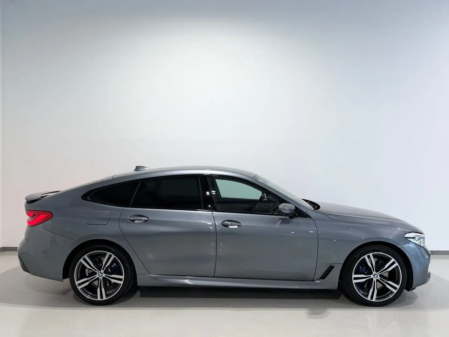 BMW 630 D xDrive GT Aut/M-Sport/HEAD-UP/360*Grad/Memory Grau - 2