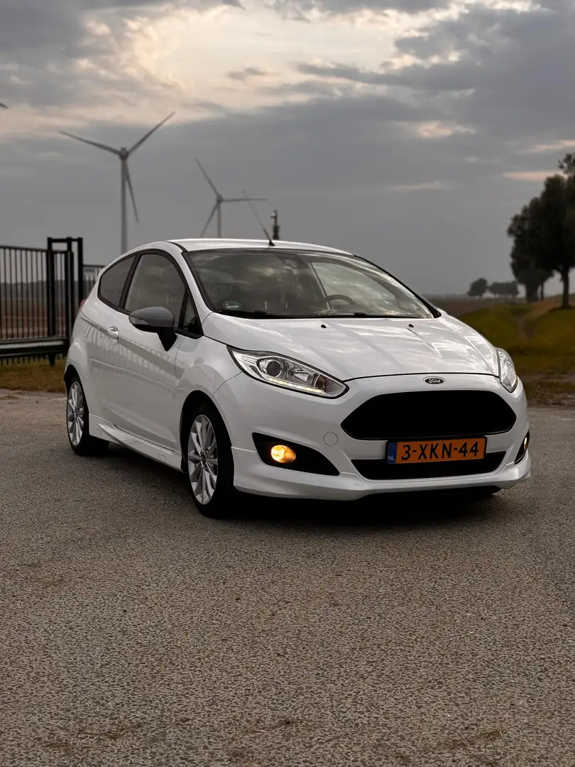 Ford Fiesta 1.0 EcoB. Sport Wit - 1