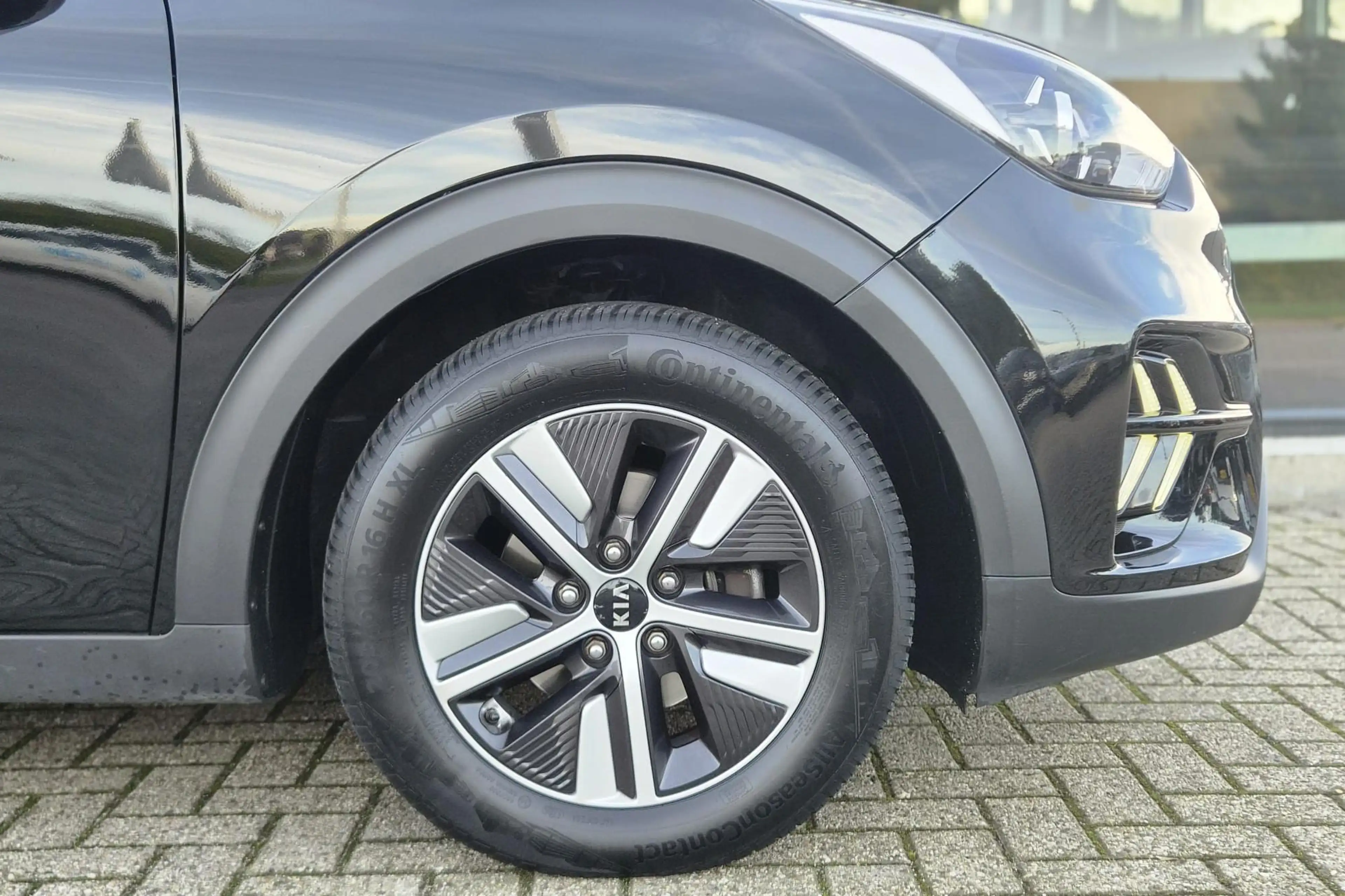 Kia Niro 1.6 GDi Hybrid DynamicLine — photo 12