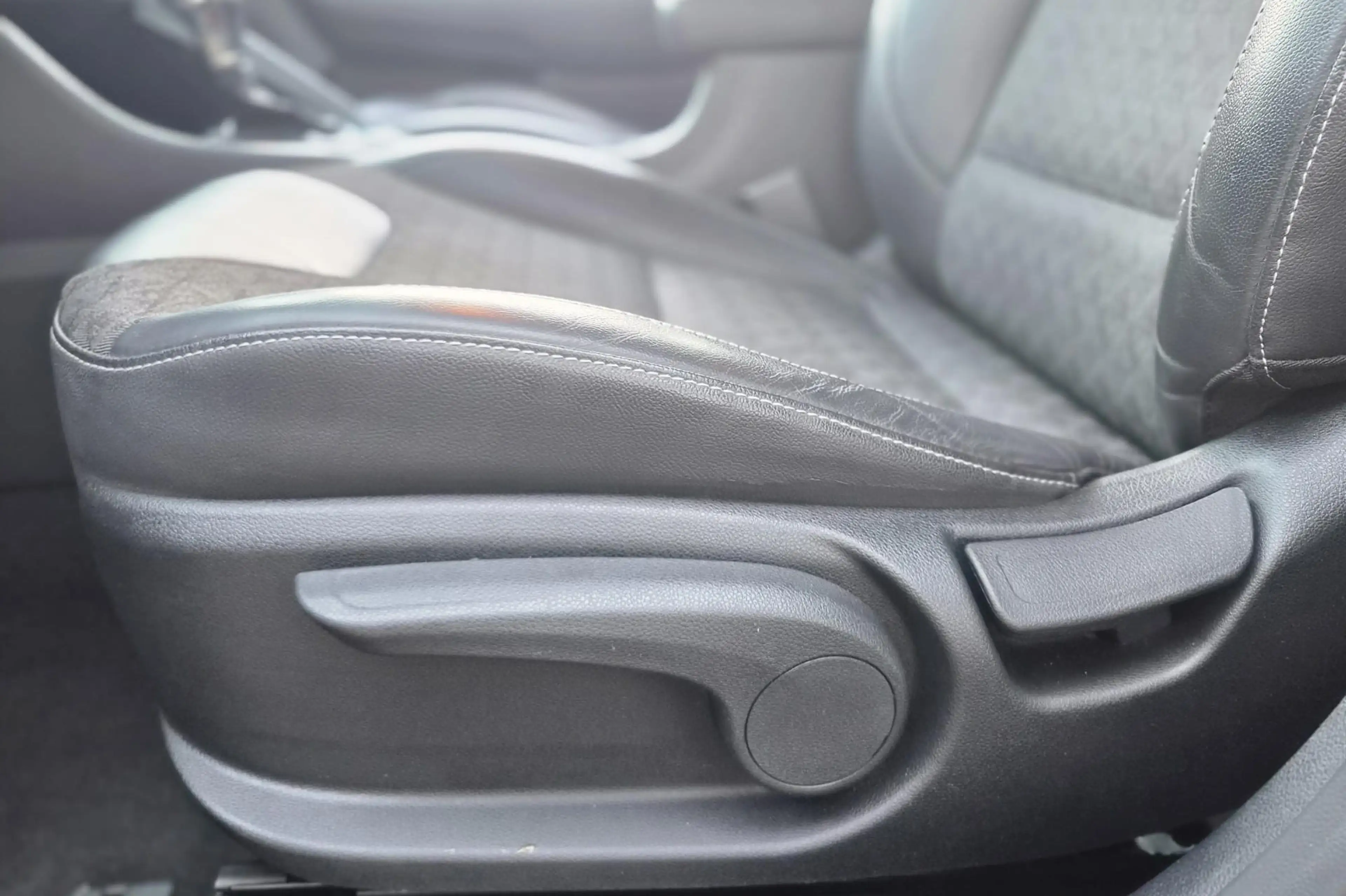 Kia Niro 1.6 GDi Hybrid DynamicLine — photo 15