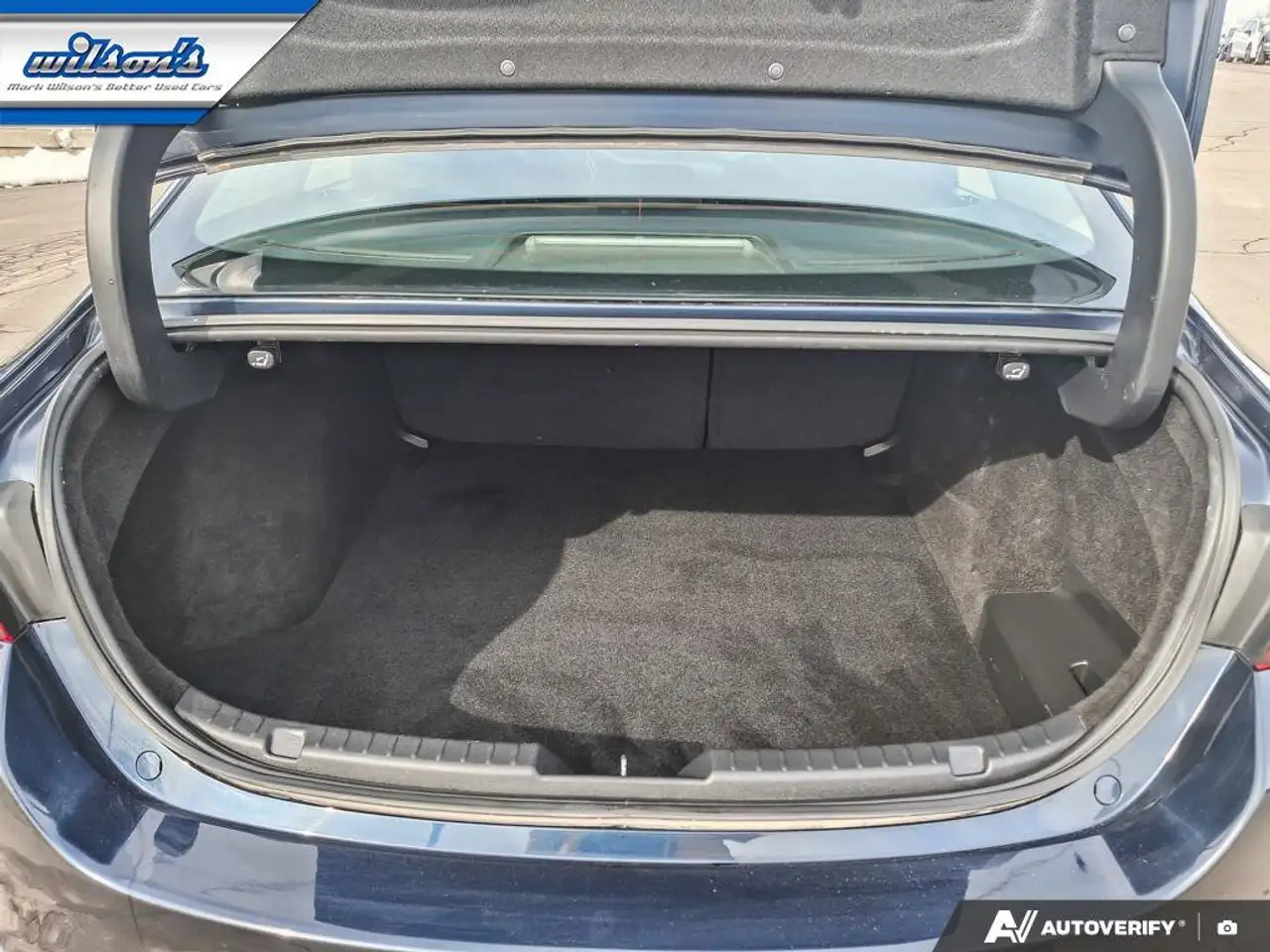 Mazda 3 снимка Mazda 3