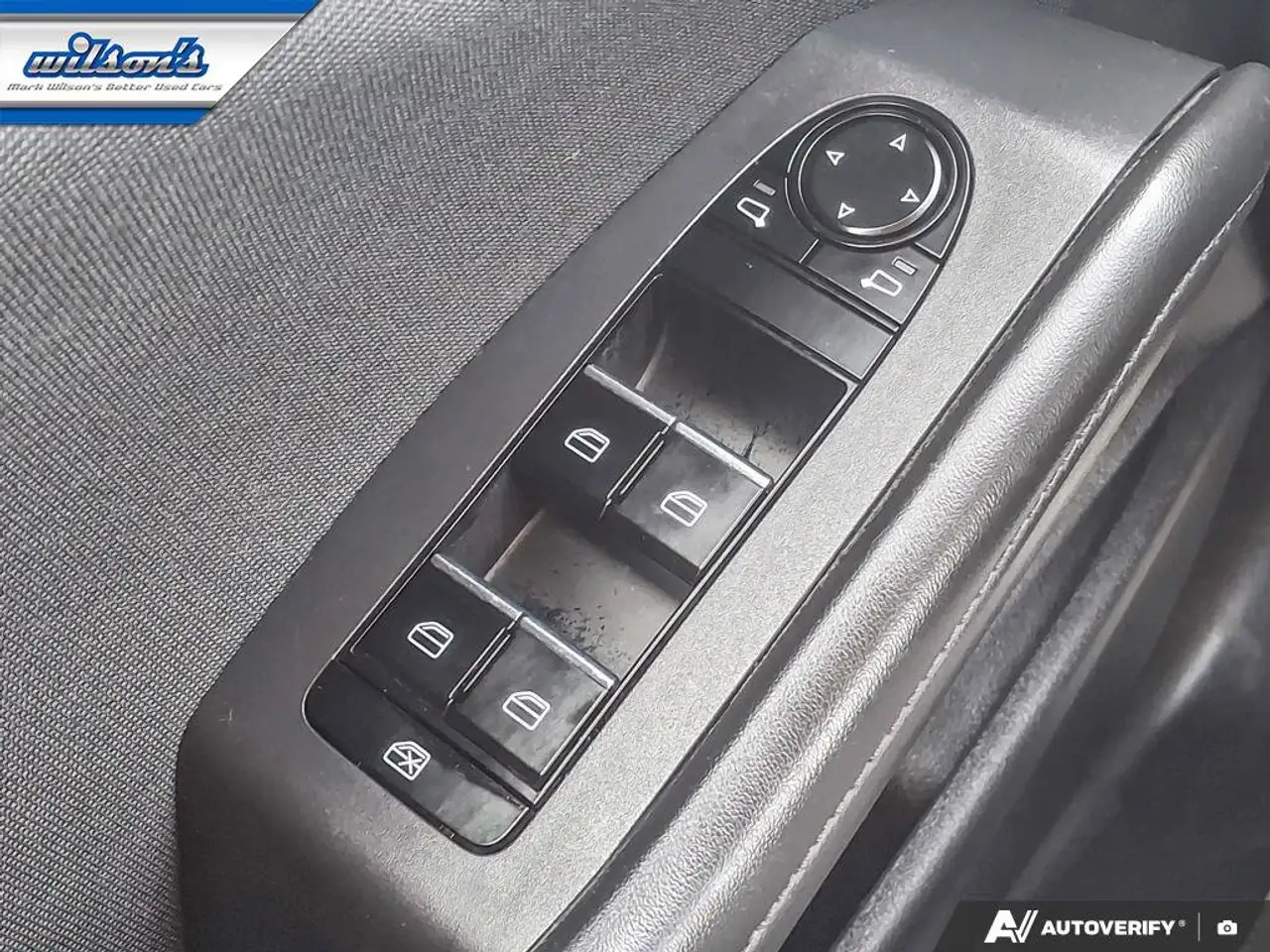 Mazda 3 снимка Mazda 3