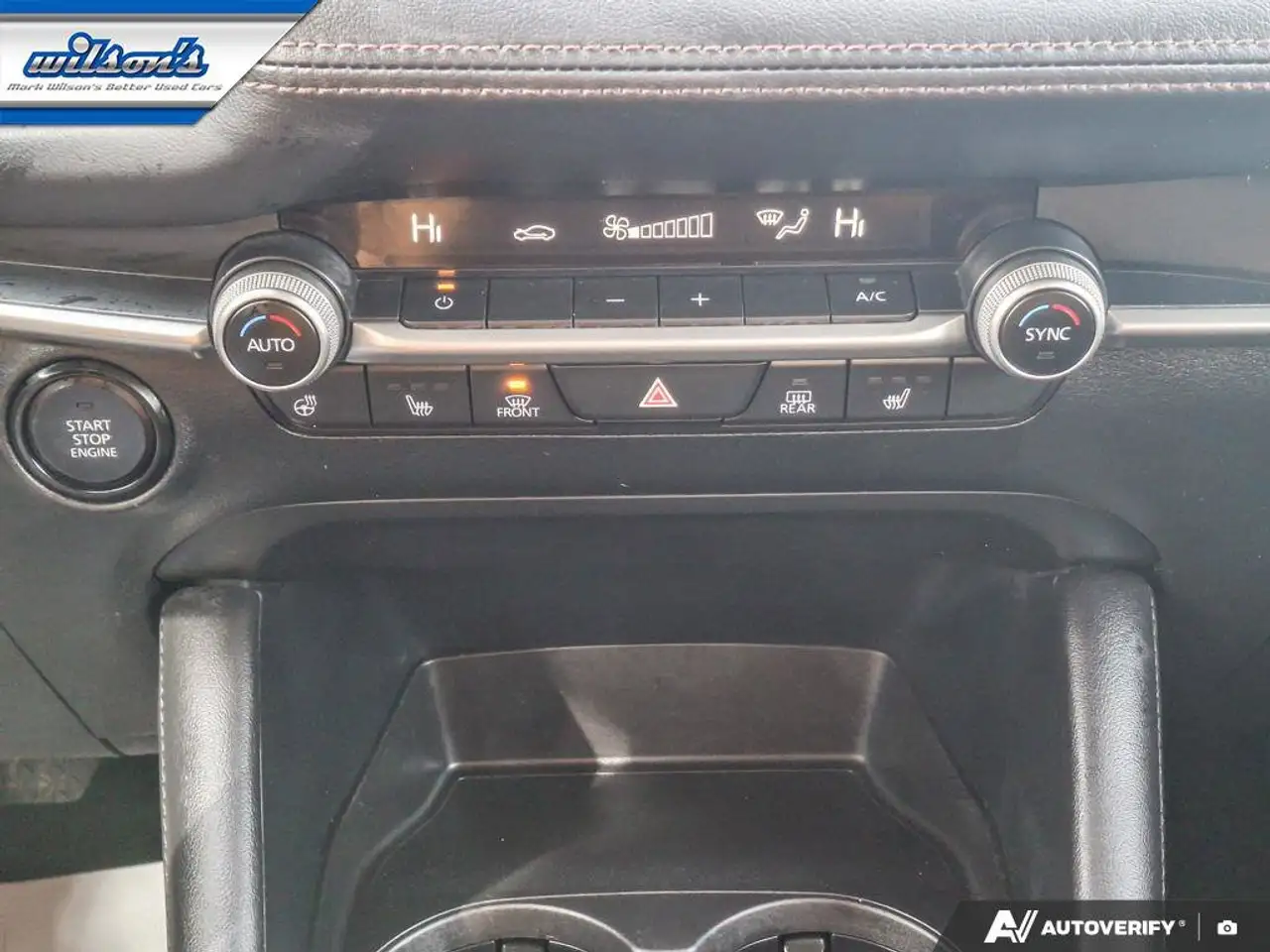 Mazda 3 снимка Mazda 3