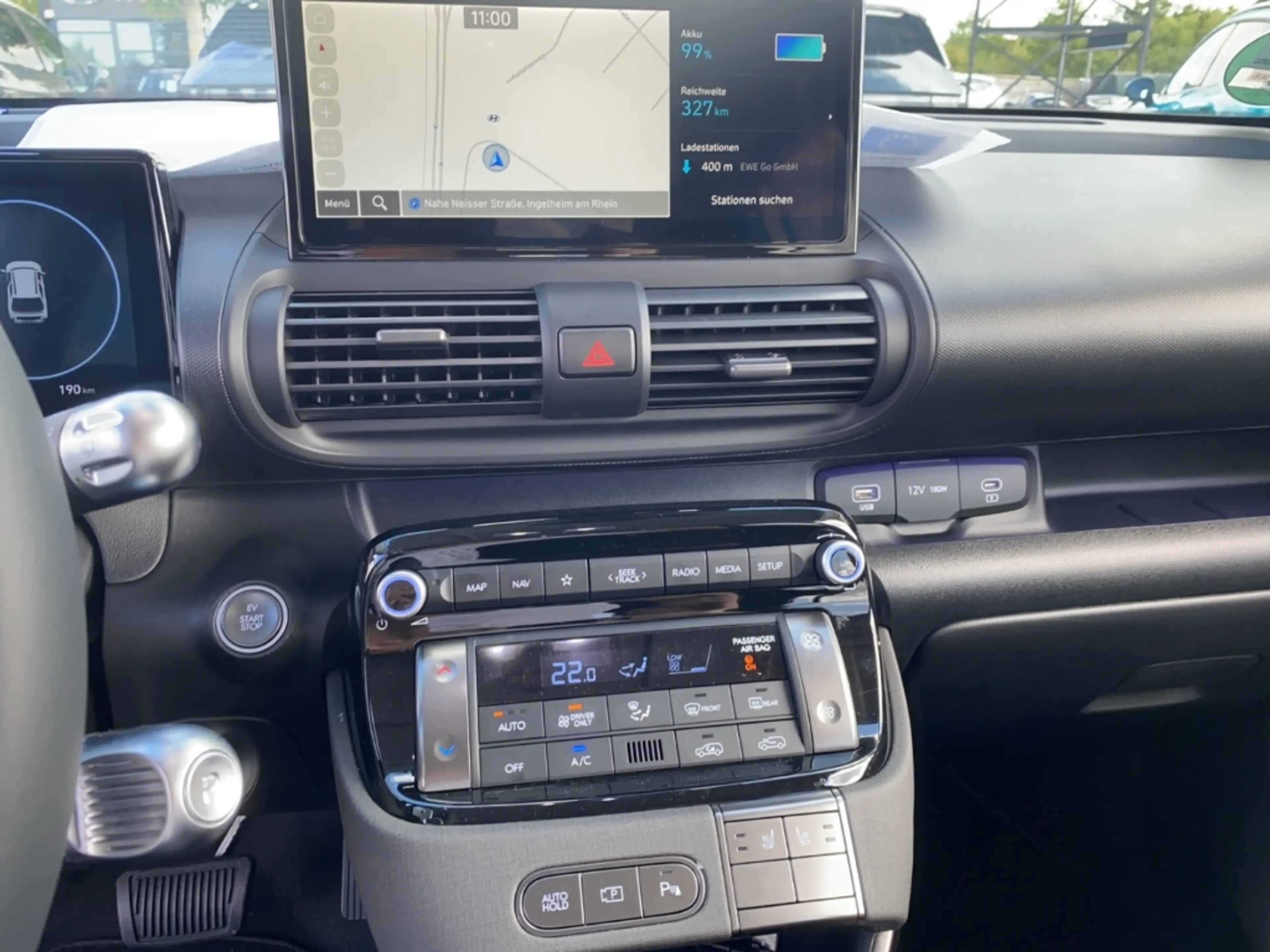Hyundai Inster Prime Elektro 115 PS FWD V2L-Paket, Glas-Schiebeda — photo 15