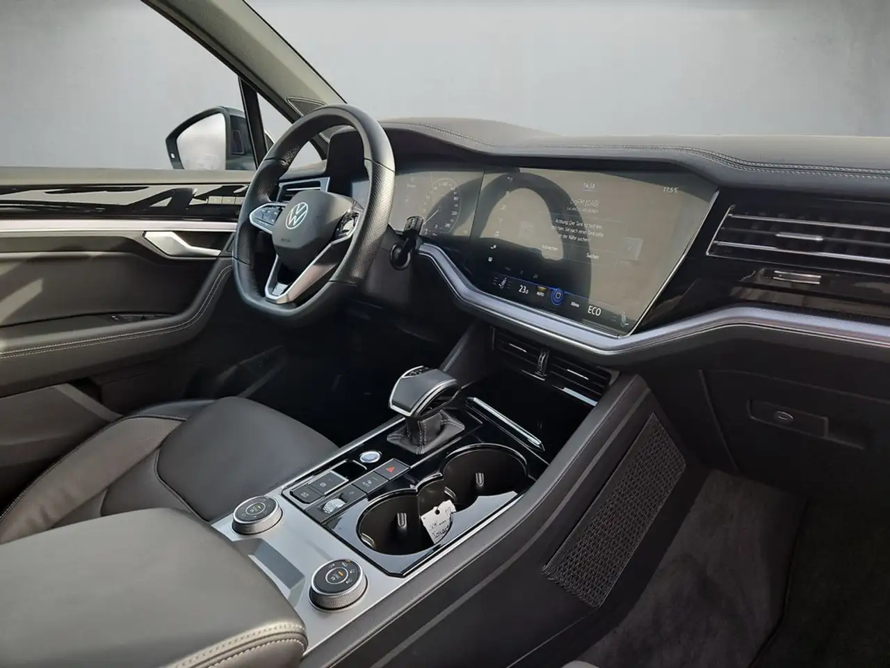 Volkswagen Touareg 3.0 TDI 4Motion DSG R-Line *Matrix*AHK* 7