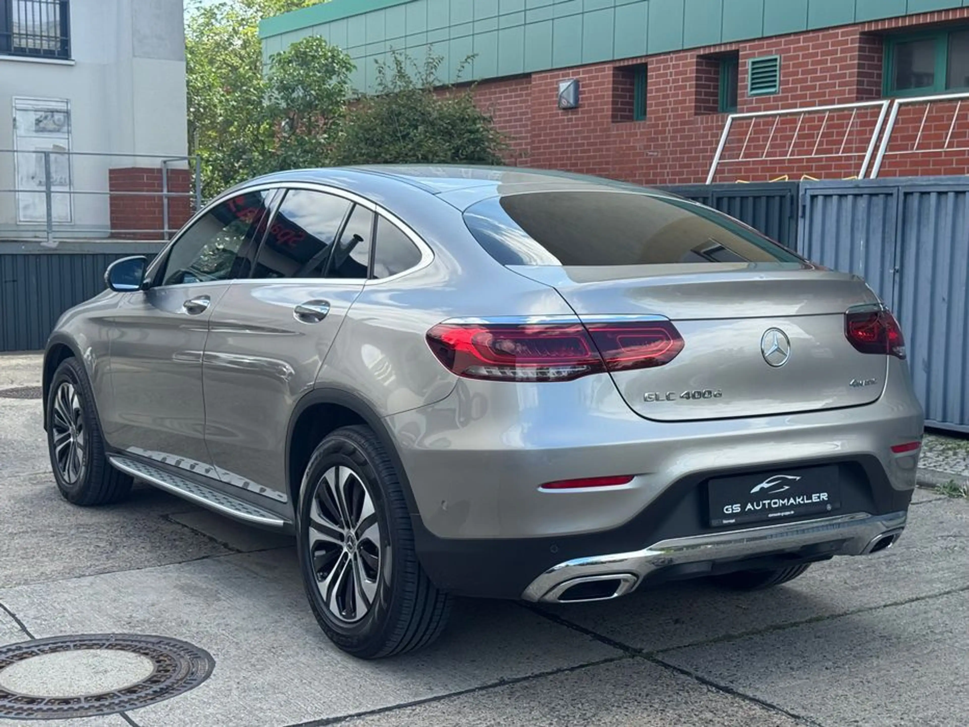 Mercedes-Benz GLC 400 d Coupe 4Matic Stdhz 360° Burmester — photo 6