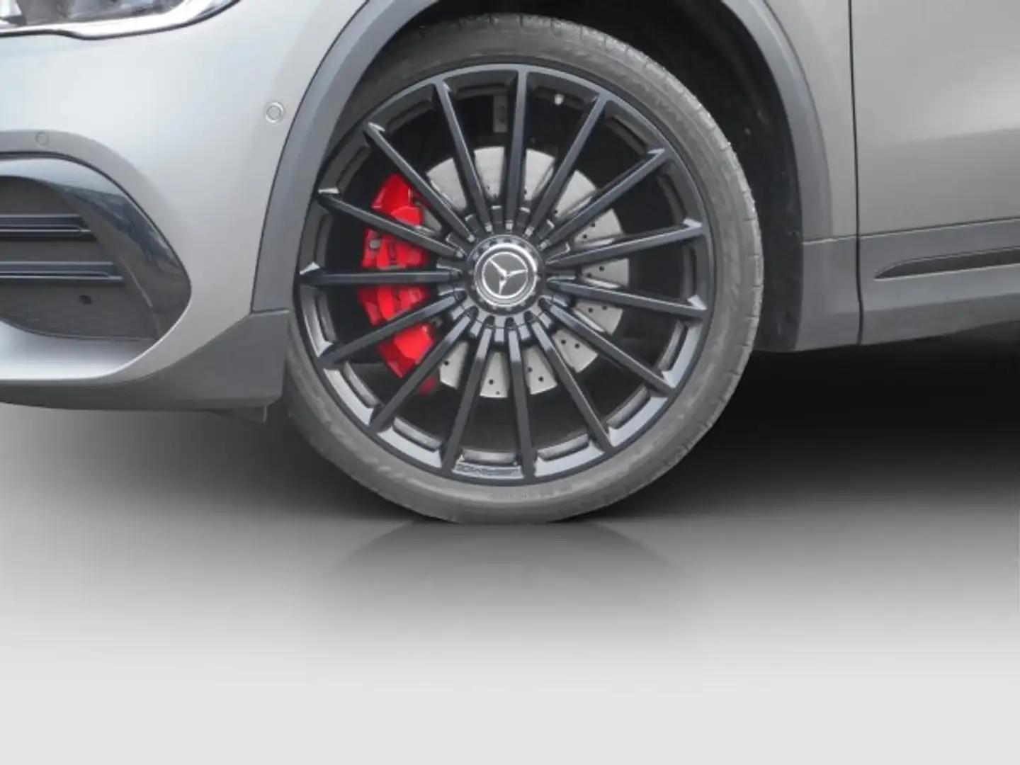 Mercedes-Benz GLA 35 AMG GLA 35 AMG 4M Distro PanoSD AHK HuD MLED KeylGO Grau - 1