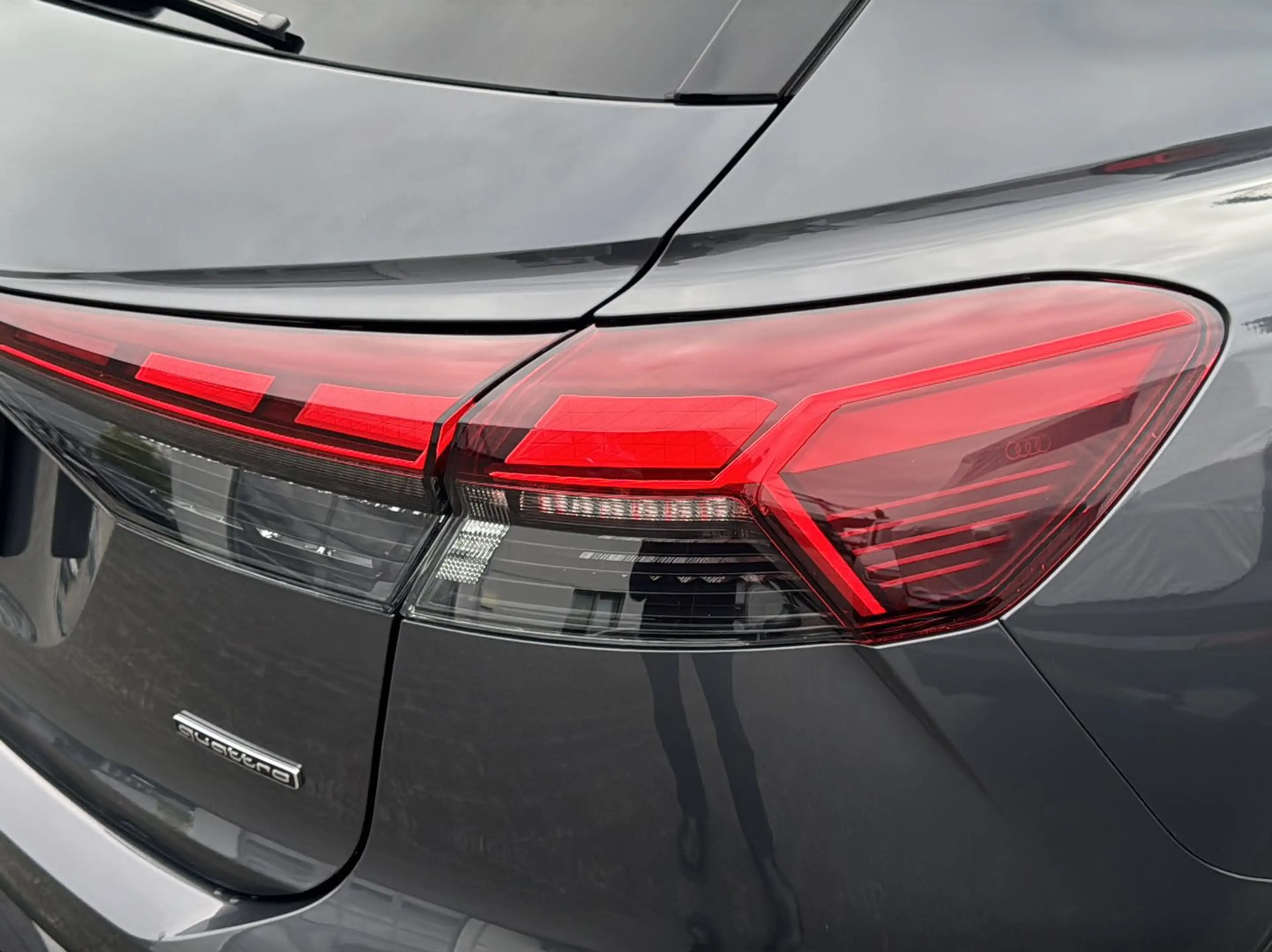Audi Q4 e-tron qu. S line *PANO*MATRIX*AR-HuD*WärmeP* — photo 9