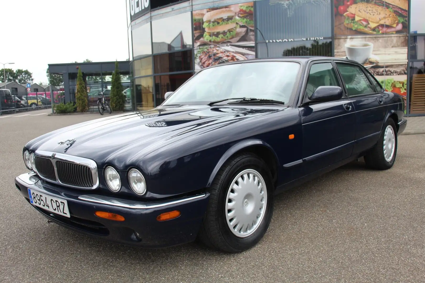 Jaguar XJ 3.2 V8 Executive Violett - 2
