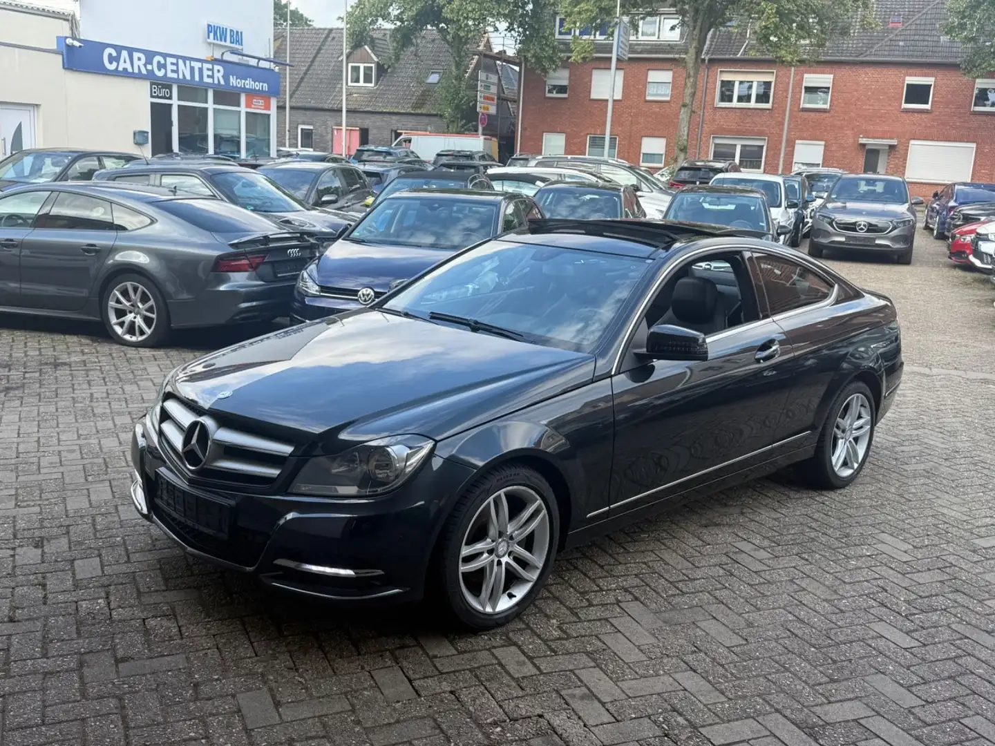 Mercedes-Benz C 220 CDI BlueEfficiency*NAVI*PANO*SHZ*PDC*** Negru - 1