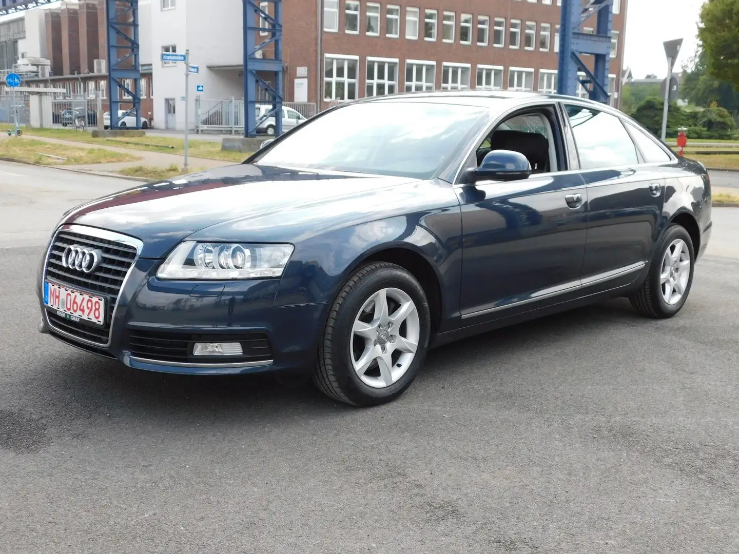 Audi A6 Lim. 2.0 TDI/Automatik/ Blau - 1