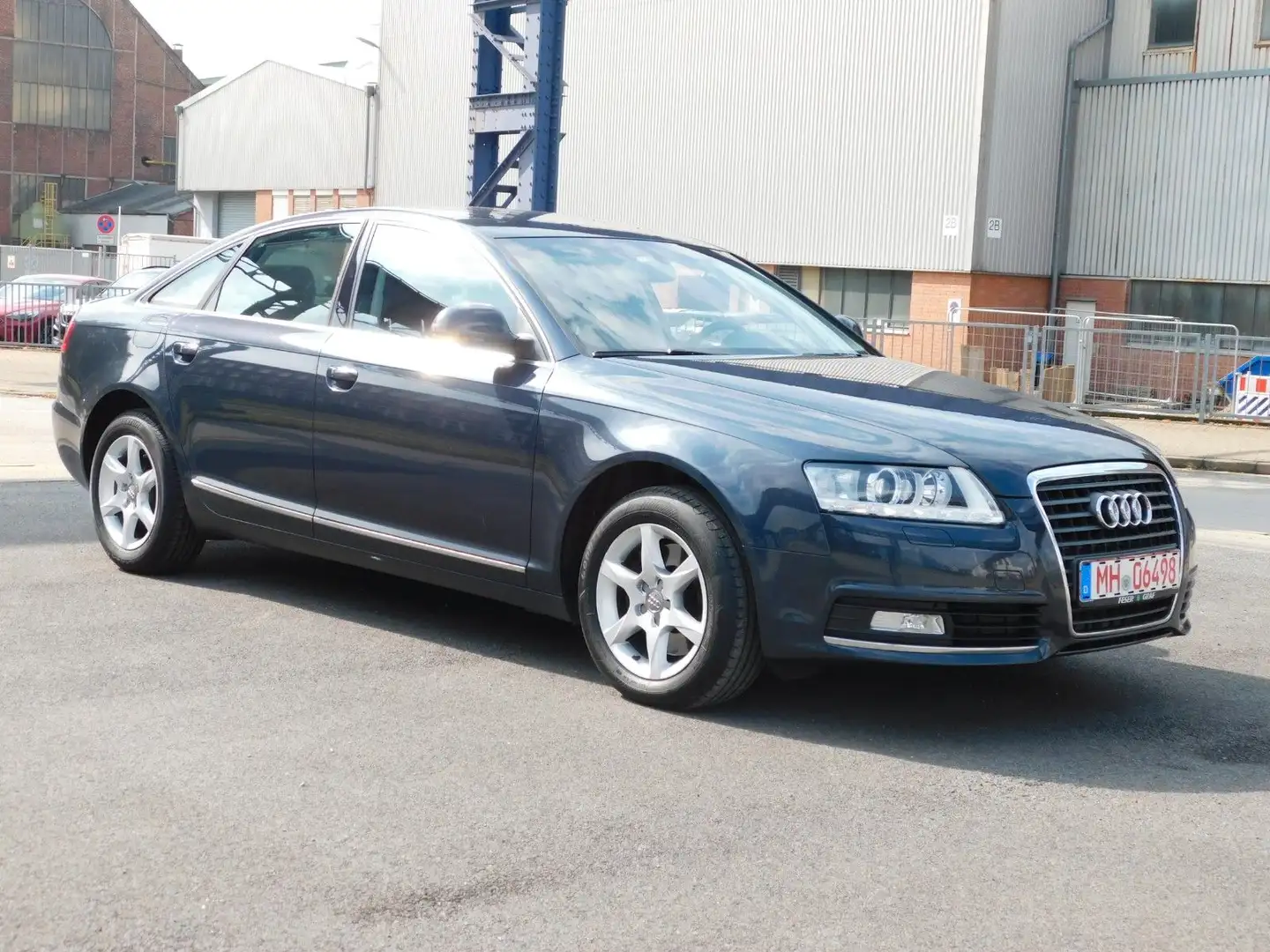 Audi A6 Lim. 2.0 TDI/Automatik/ Blau - 2
