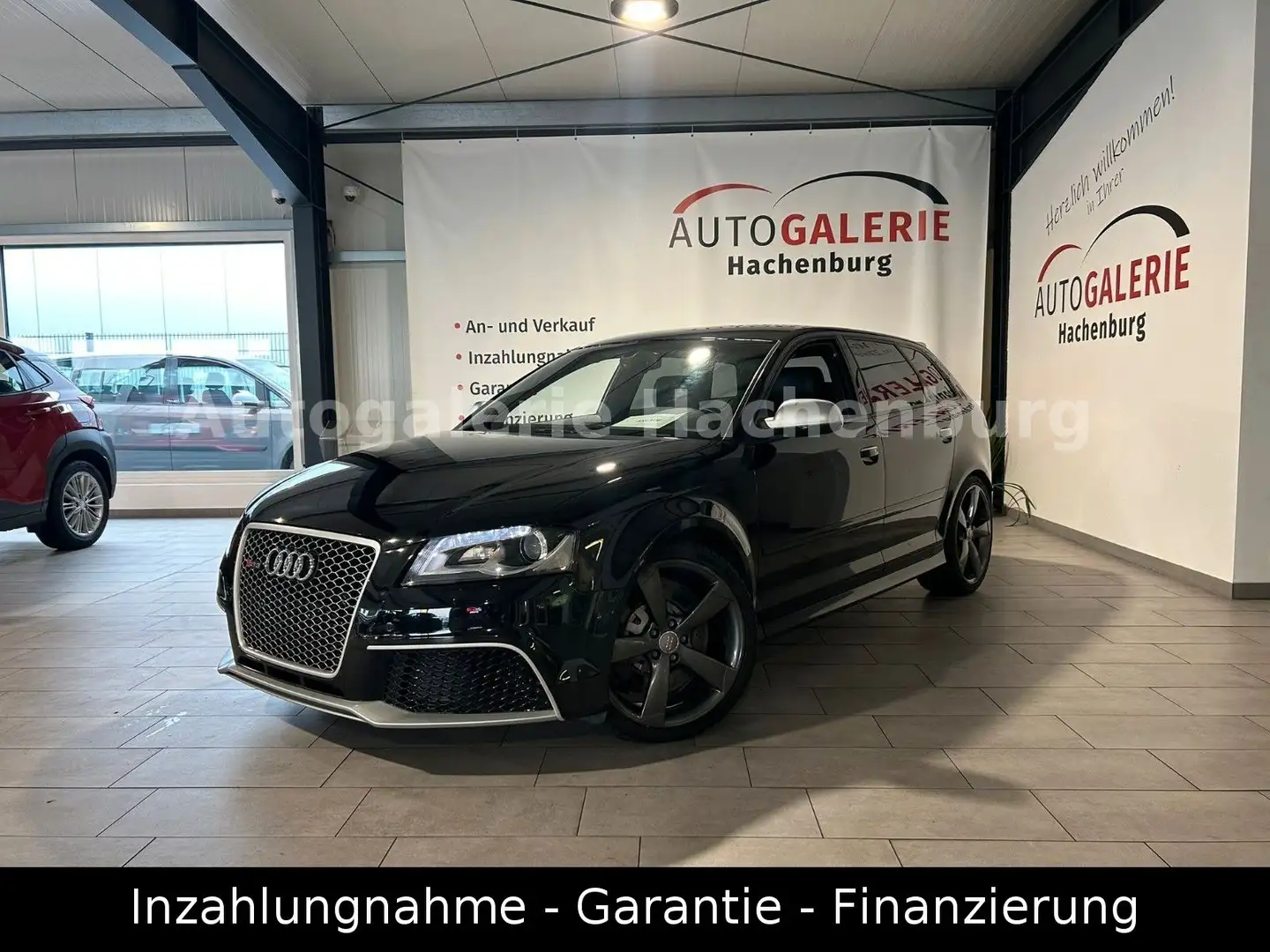 Audi RS3 Sportback 2.5 TFSI quattro/Navi/Xenon/Leder Schwarz - 1