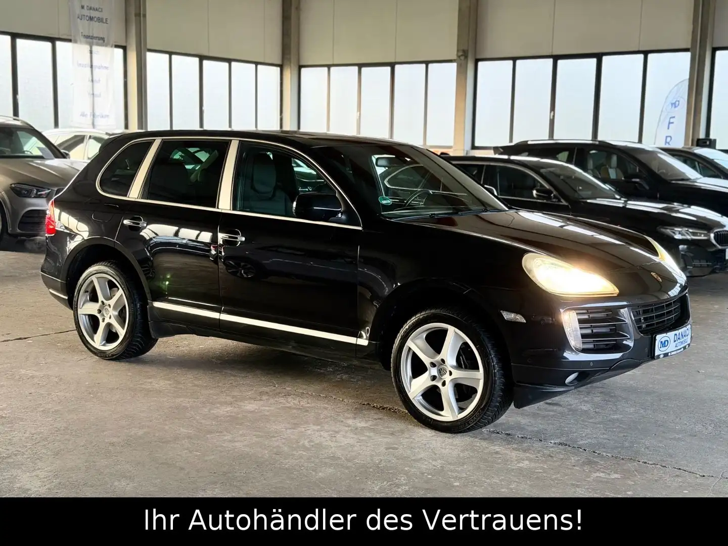 Porsche Cayenne 3,6*DStandheizung*AHK*PDC*NAVI*Schiebeda Schwarz - 1