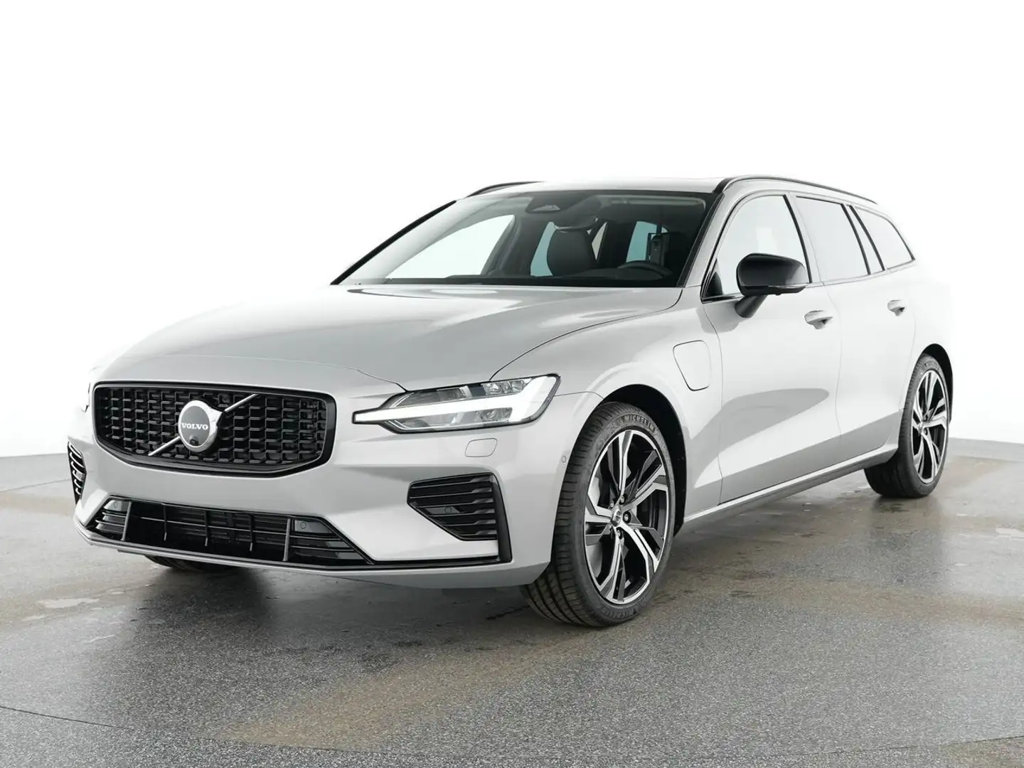 Volvo V60 T8 Ultra Dark Recharge Plug-In Hybrid AWD Silber - 2