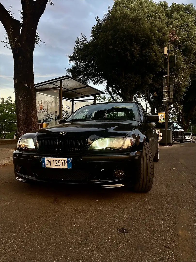 BMW 320 Eletta Nero - 1