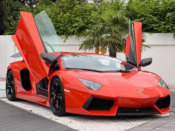 Lp-700 ** 035.000 km ** Full service ** Carbon pa