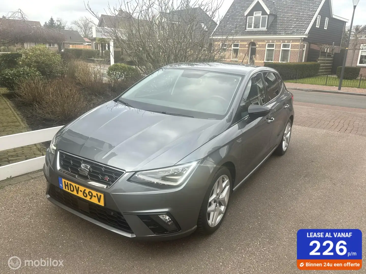 SEAT Ibiza 1.0 TSI FR 116PK ACHTERUITRIJ CAMERA SFEERVERLICHT Grijs - 1