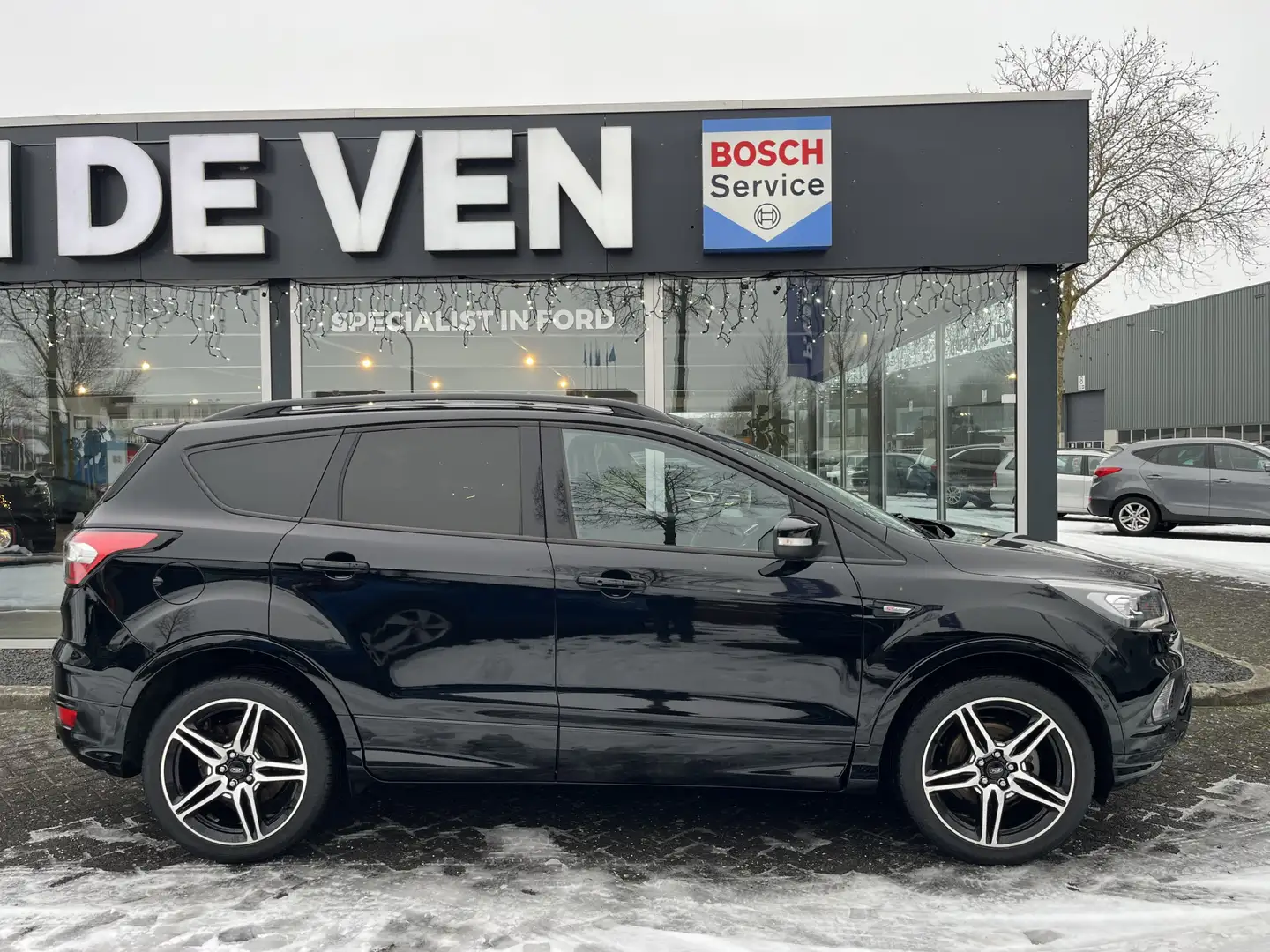 Ford Kuga 1.5 EcoBoost ST Line 150pk/110kW 6-bak | Bi-Xenon Schwarz - 2