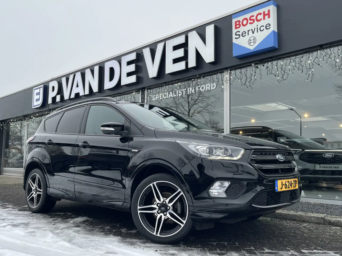 Ford Kuga 1.5 EcoBoost ST Line 150pk/110kW 6-bak | Bi-Xenon Schwarz - 1