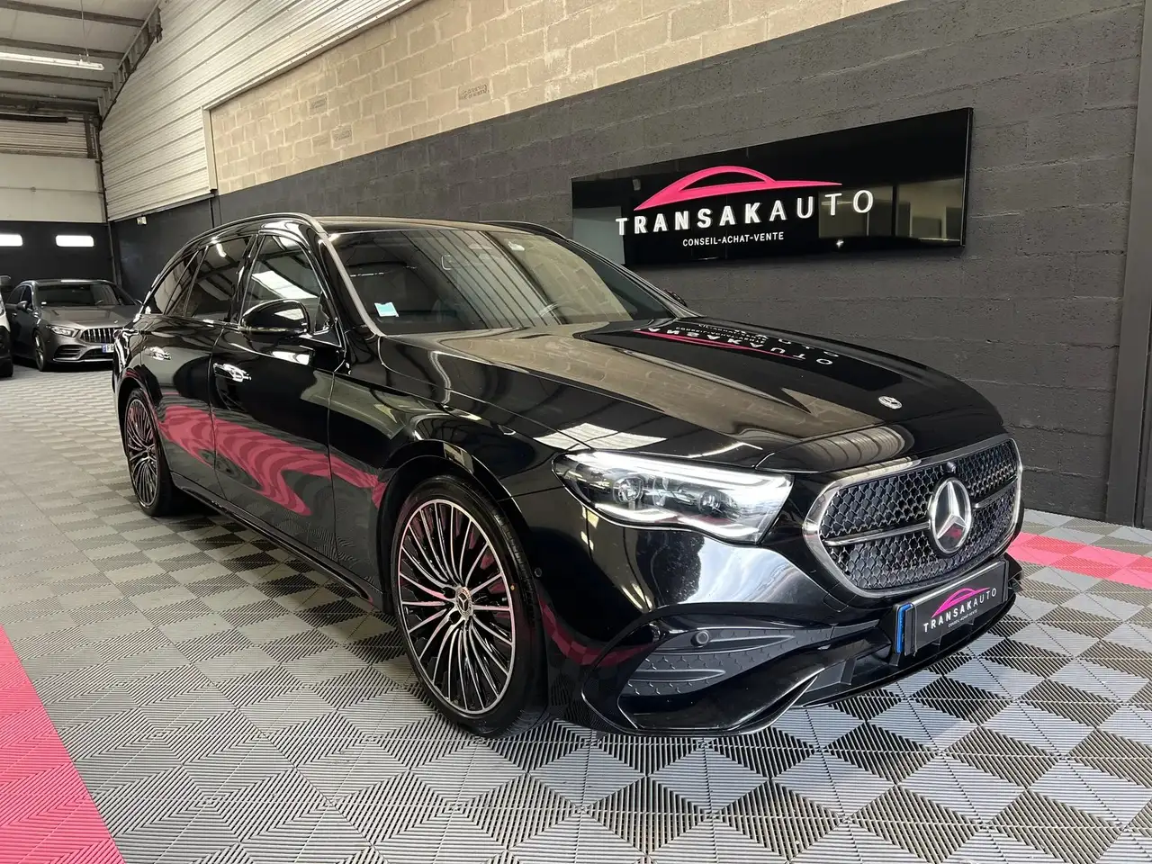 Mercedes-Benz E 300