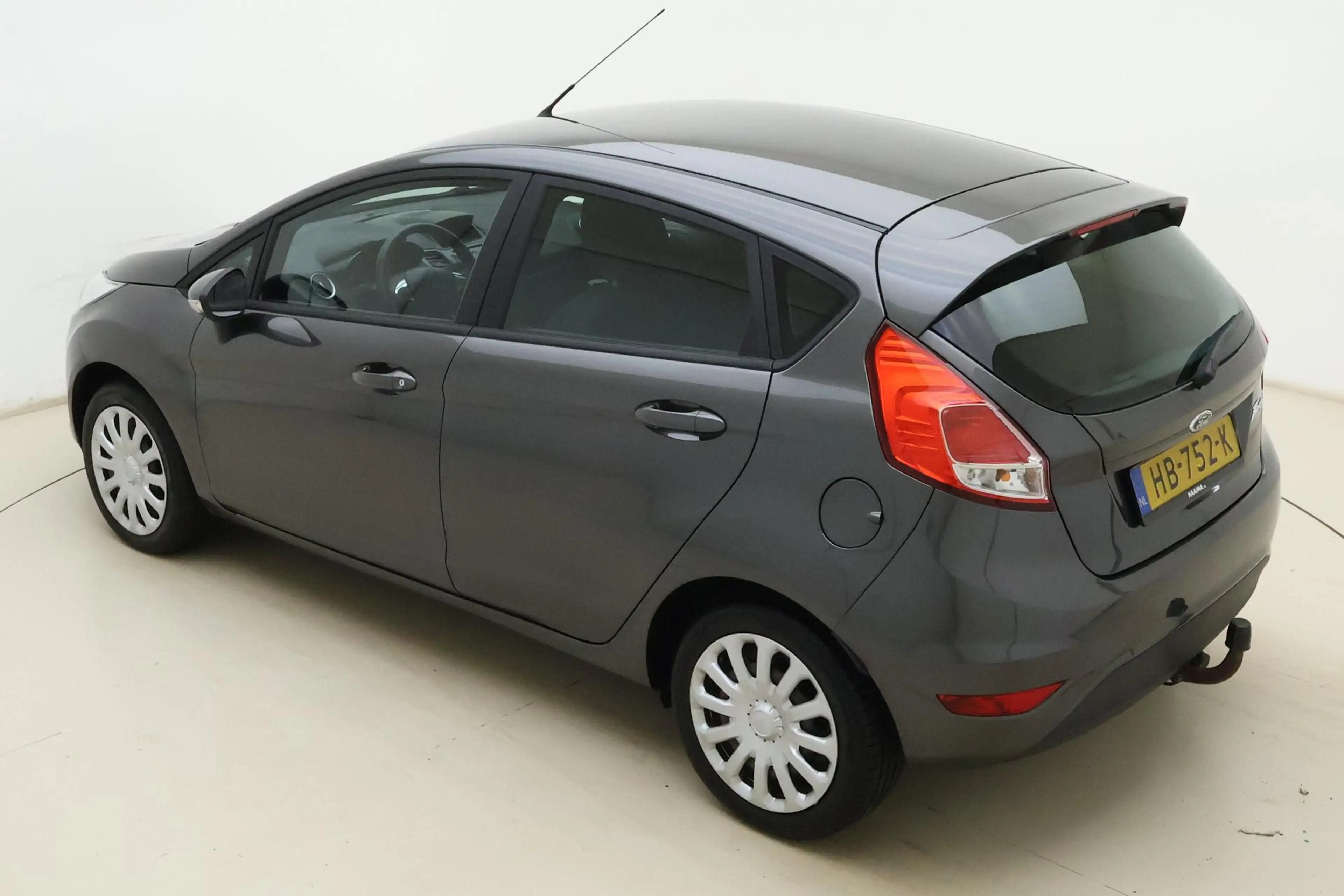Ford Fiesta 1.0 80pk 5drs Style | Navigatie | Trekhaak | Airco — photo 4